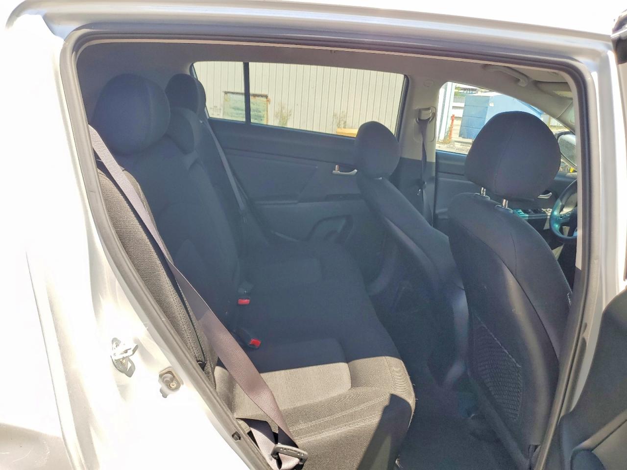 2012 Kia Sportage Lx Silver vin: KNDPBCA26C7271554