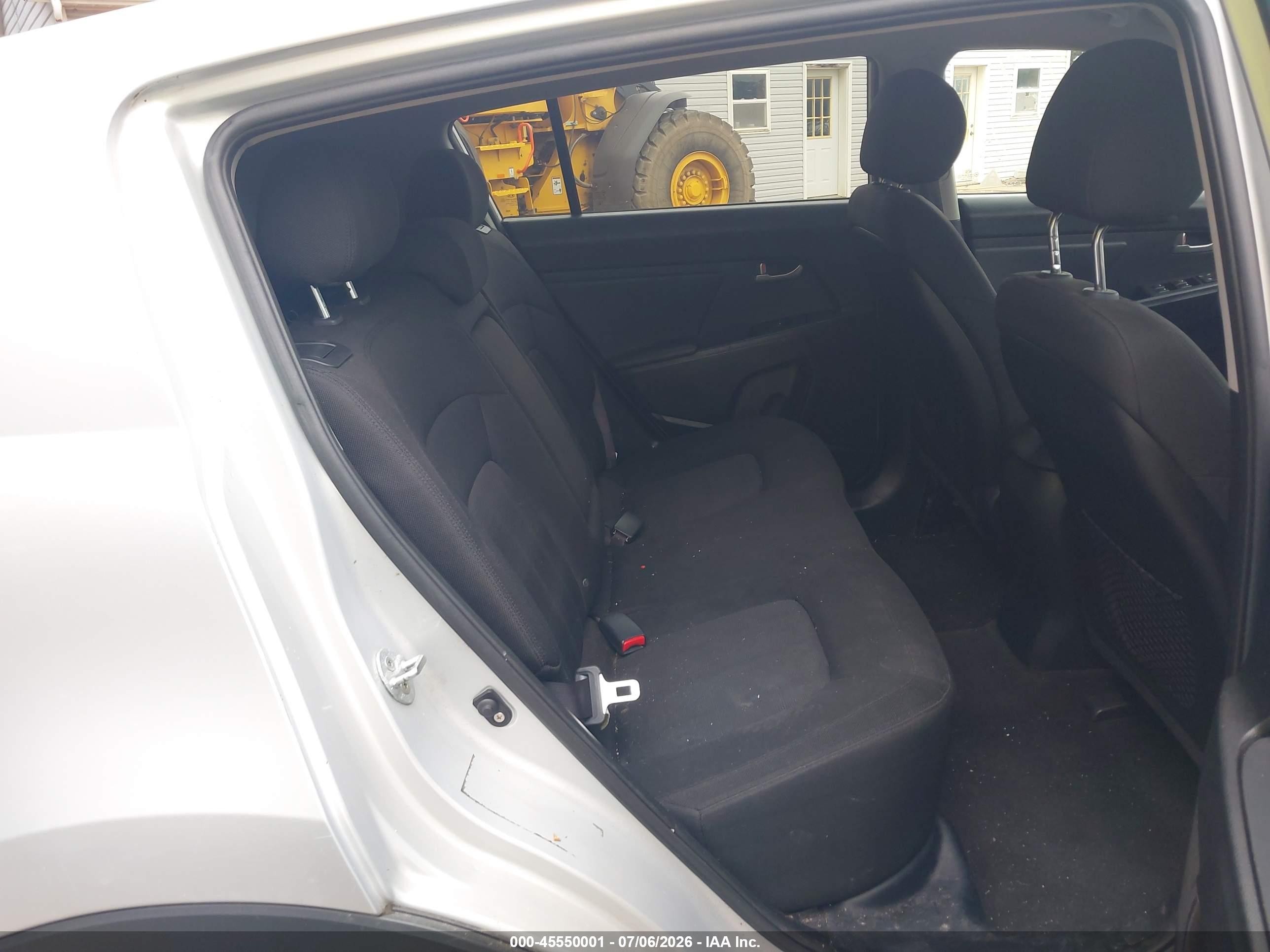2012 Kia Sportage Lx Gray vin: KNDPBCA26C7309090