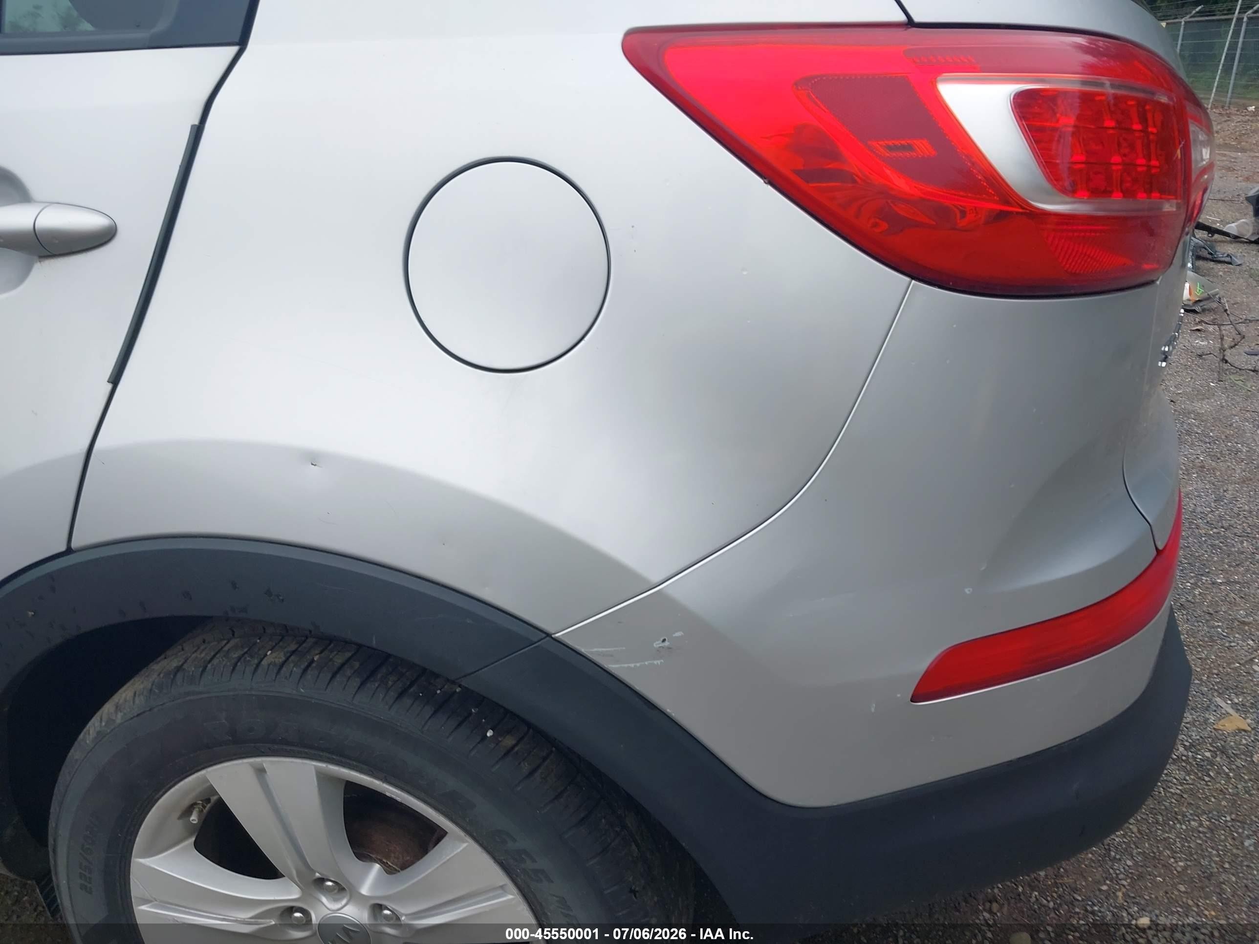 2012 Kia Sportage Lx Gray vin: KNDPBCA26C7309090