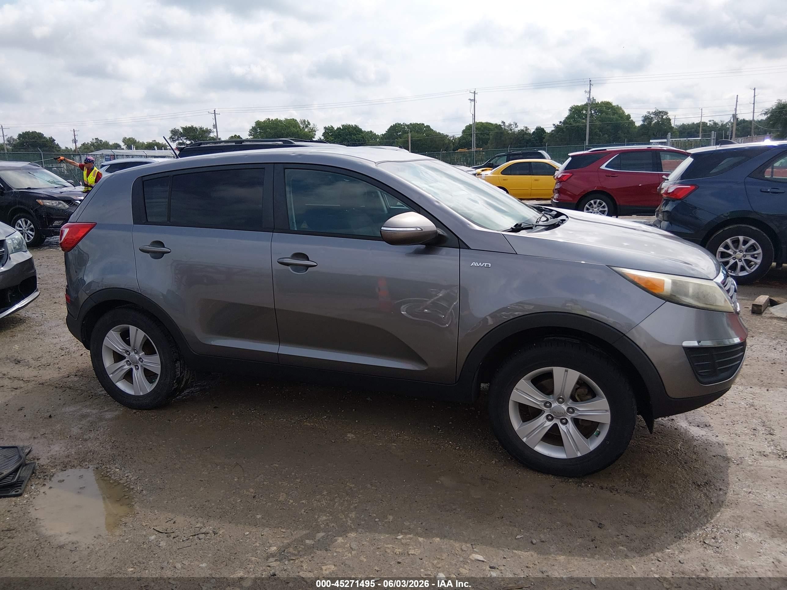 2013 Kia Sportage Lx Gray vin: KNDPBCA26D7364253