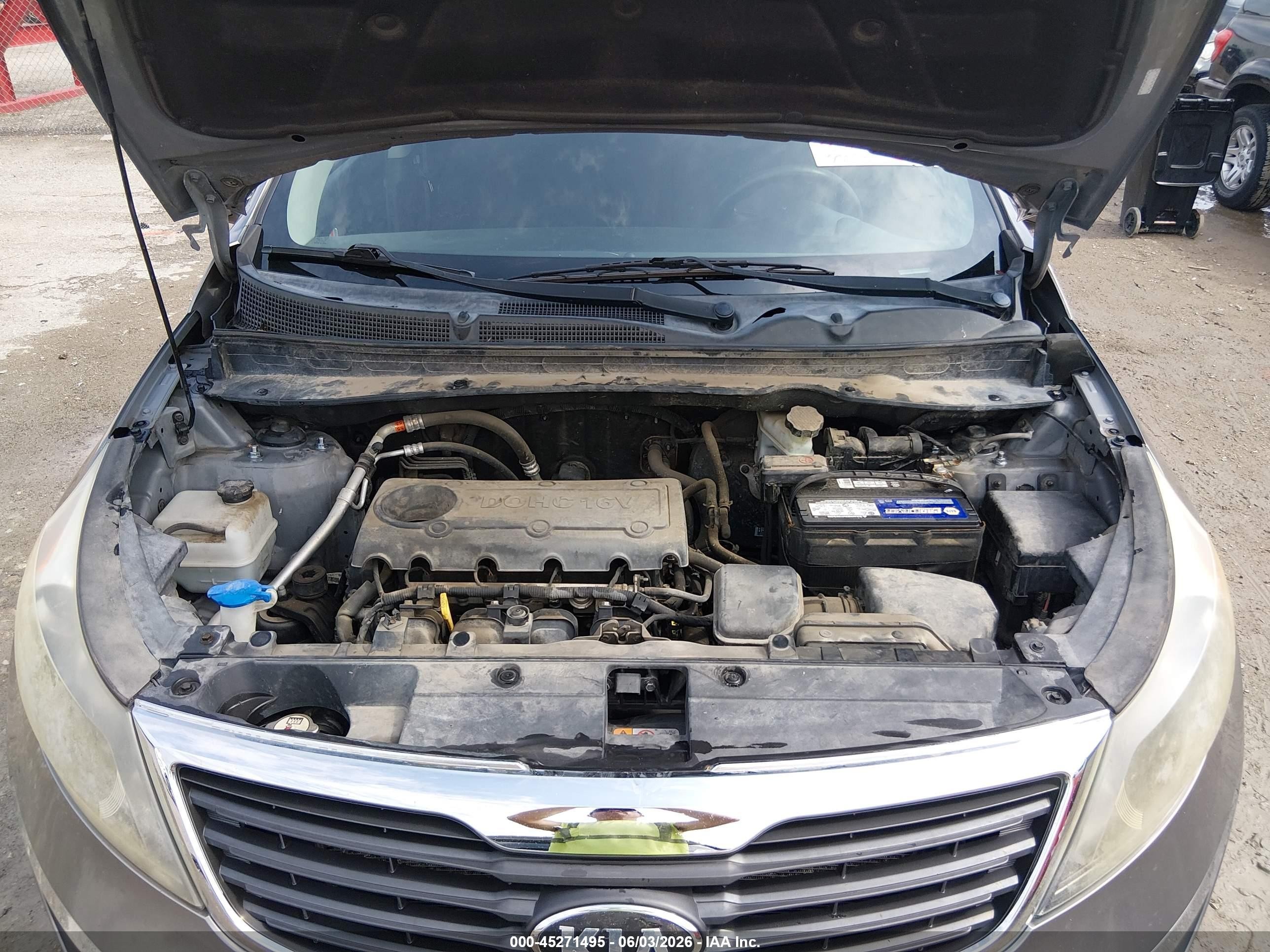 2013 Kia Sportage Lx Gray vin: KNDPBCA26D7364253