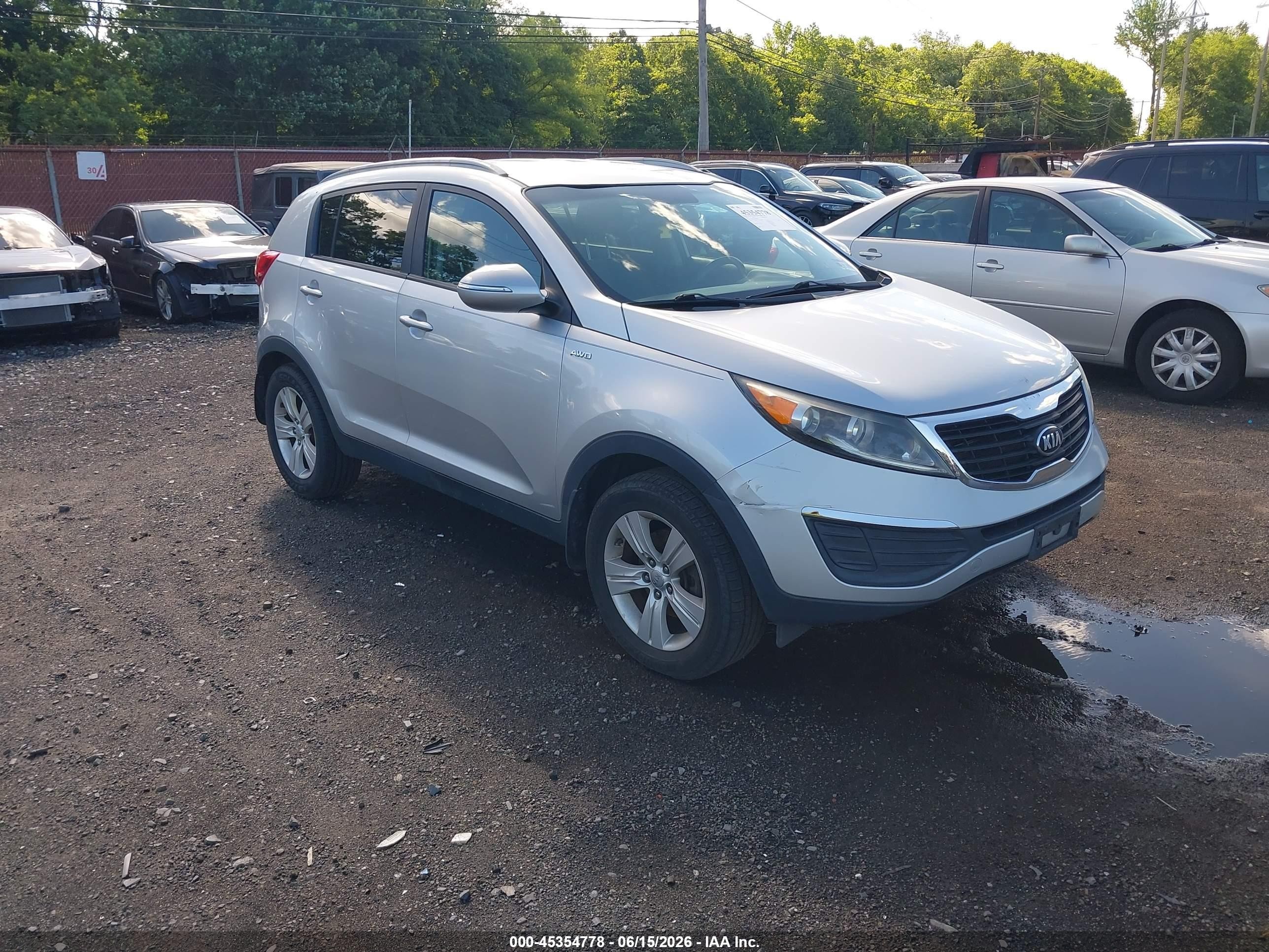 2013 Kia Sportage Lx Silver vin: KNDPBCA26D7388245