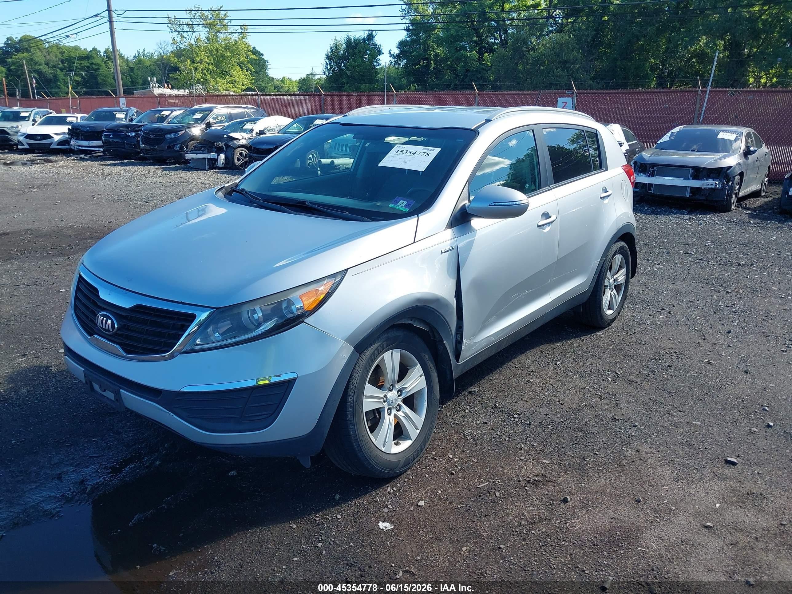 2013 Kia Sportage Lx Silver vin: KNDPBCA26D7388245