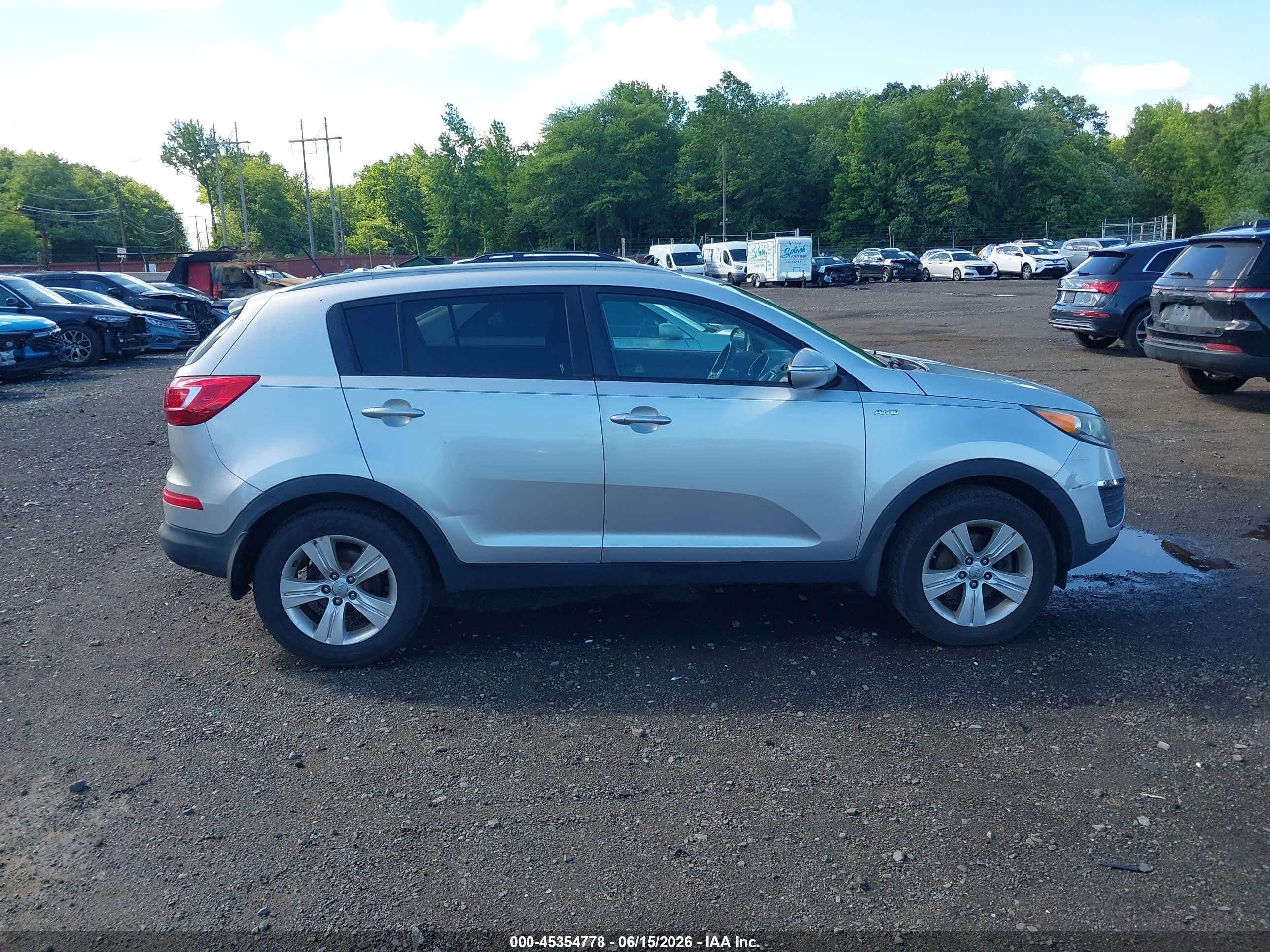 2013 Kia Sportage Lx Silver vin: KNDPBCA26D7388245