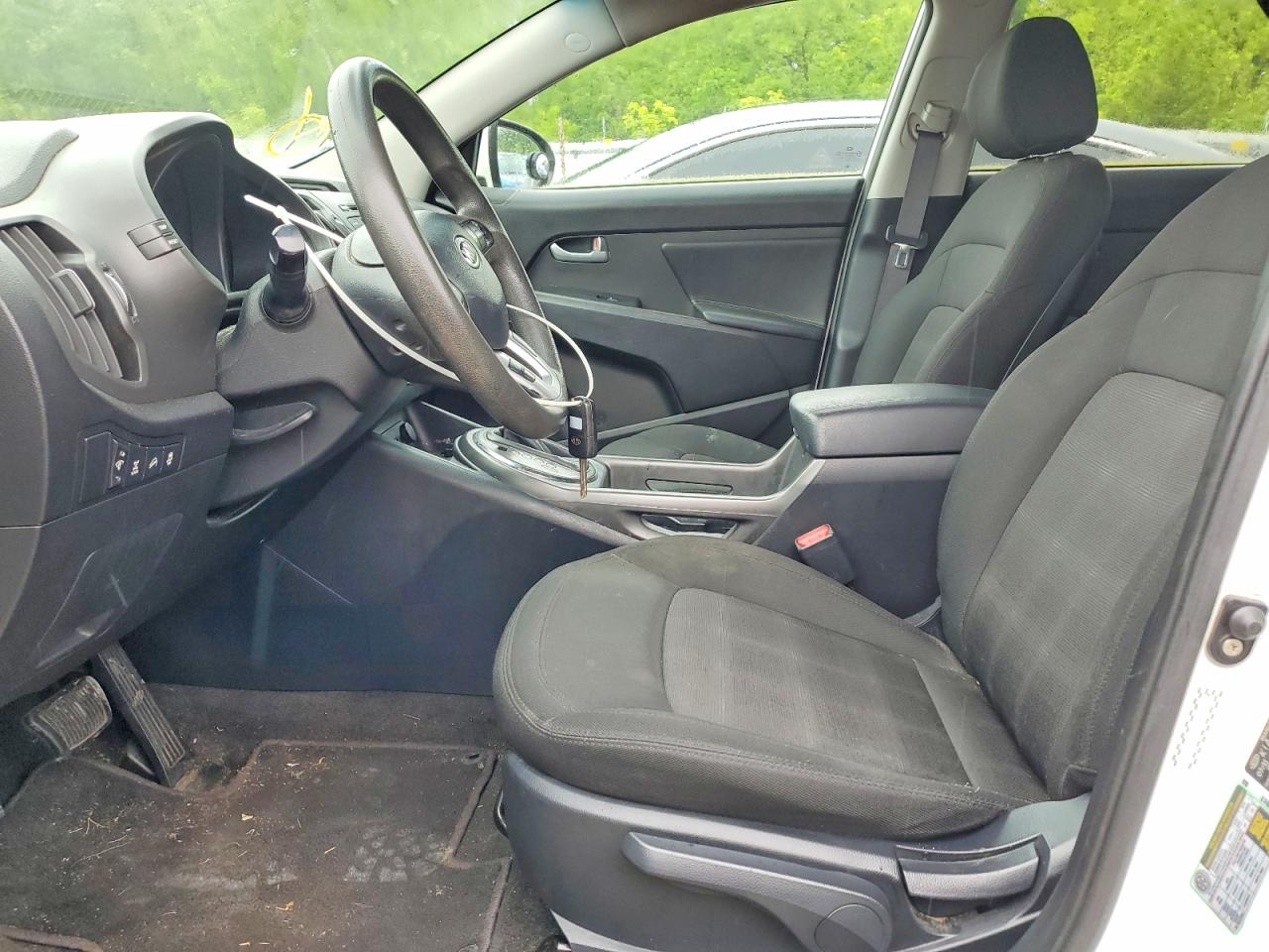 2012 Kia Sportage Lx White vin: KNDPBCA27C7201416