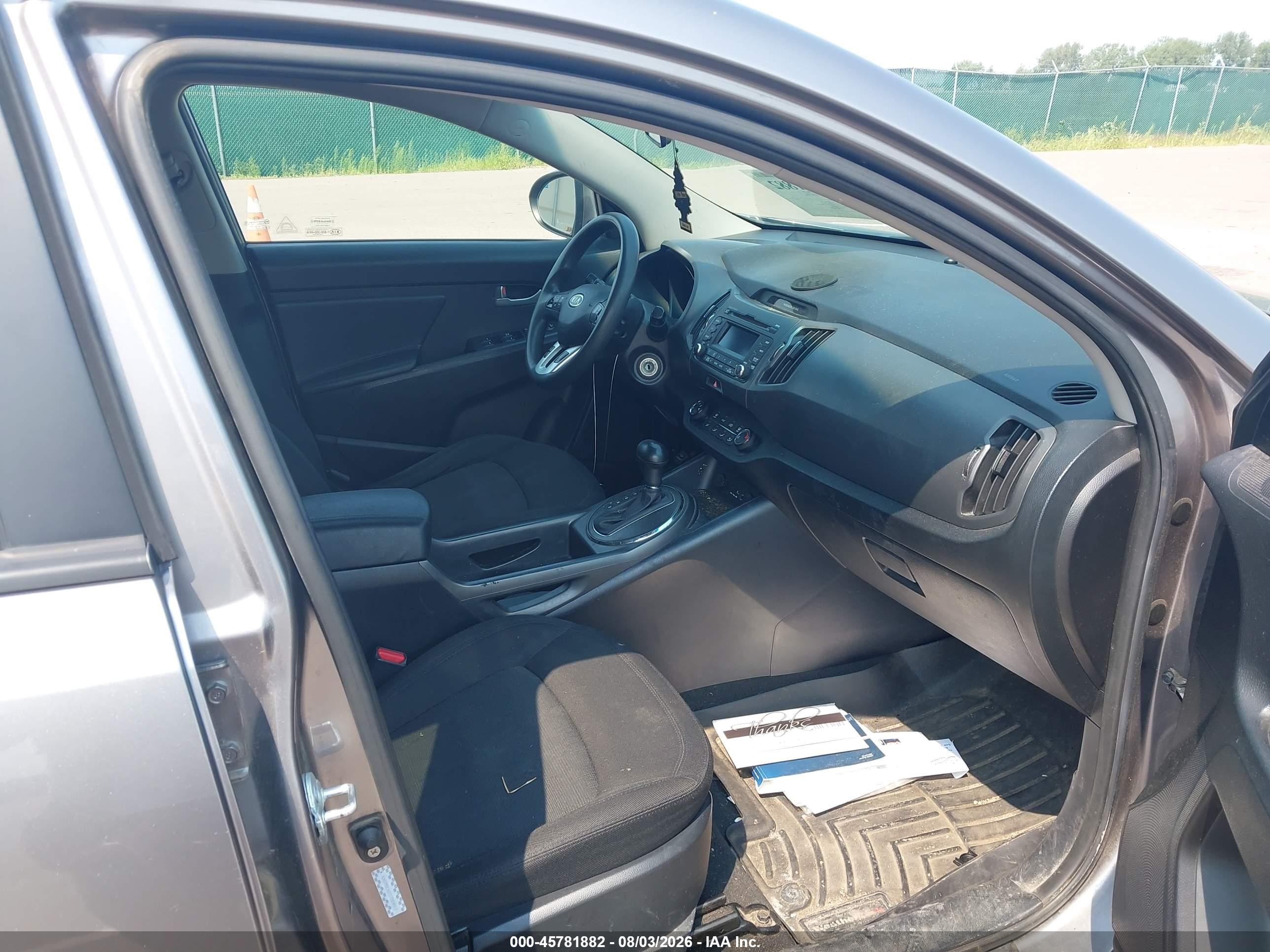 2012 Kia Sportage Lx Gray vin: KNDPBCA27C7304013