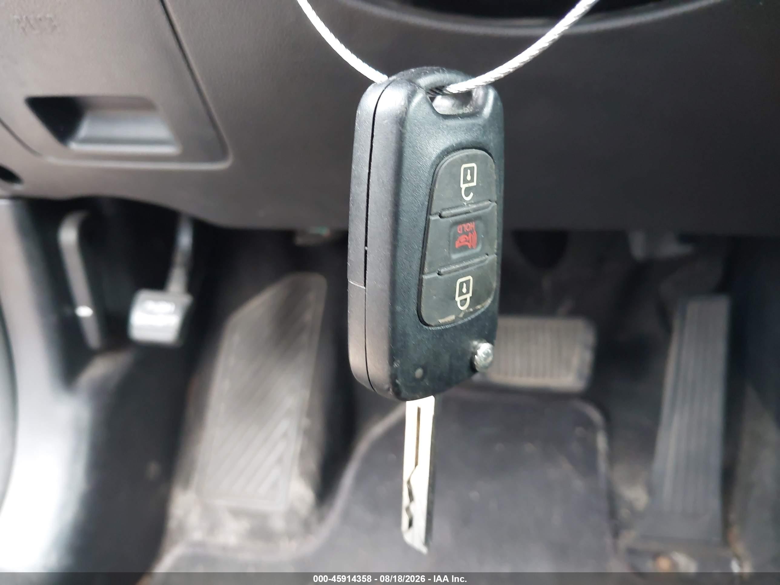 2013 Kia Sportage Lx Gray vin: KNDPBCA27D7405490