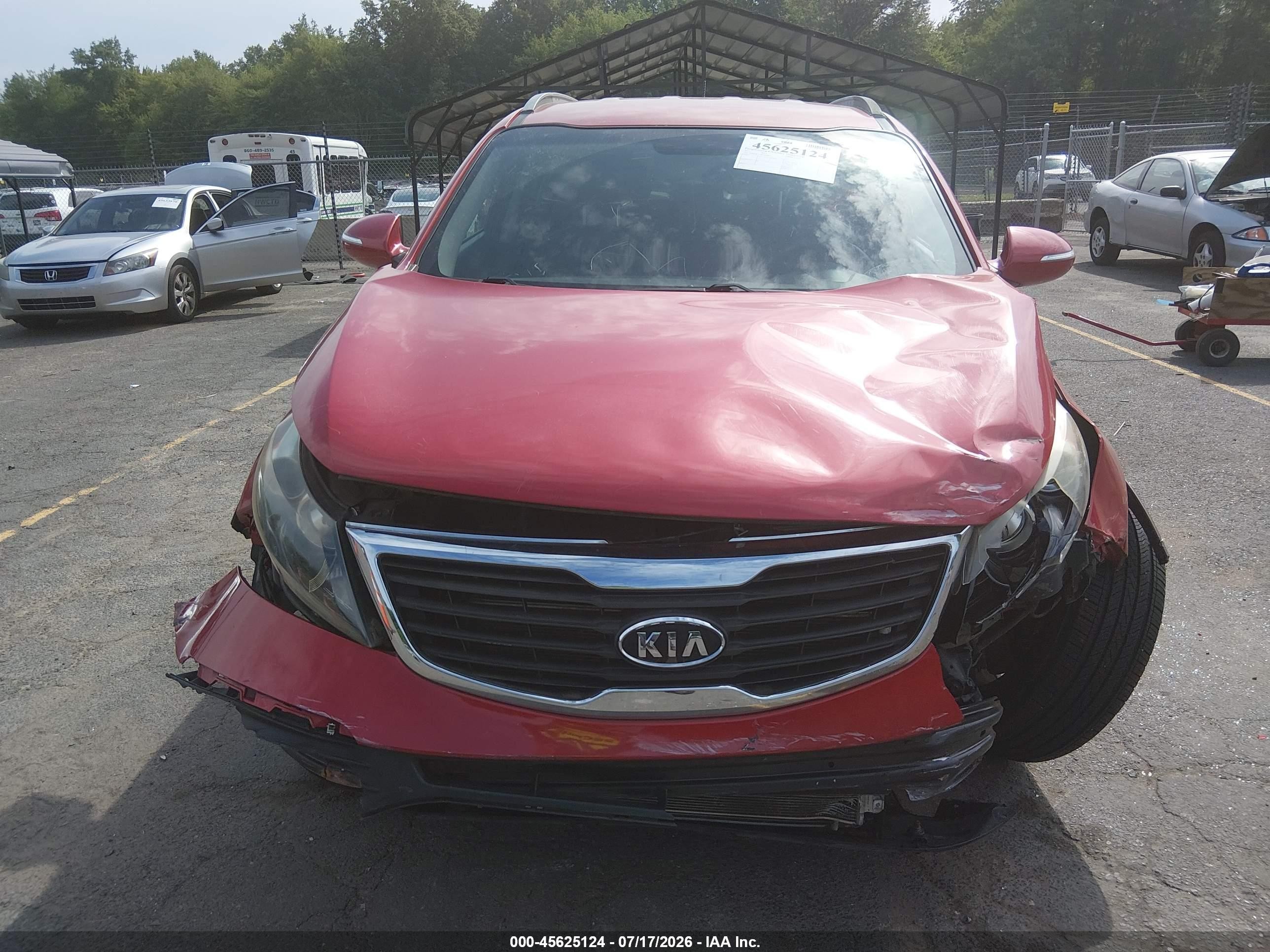 2011 Kia Sportage Lx Red vin: KNDPBCA28B7076019
