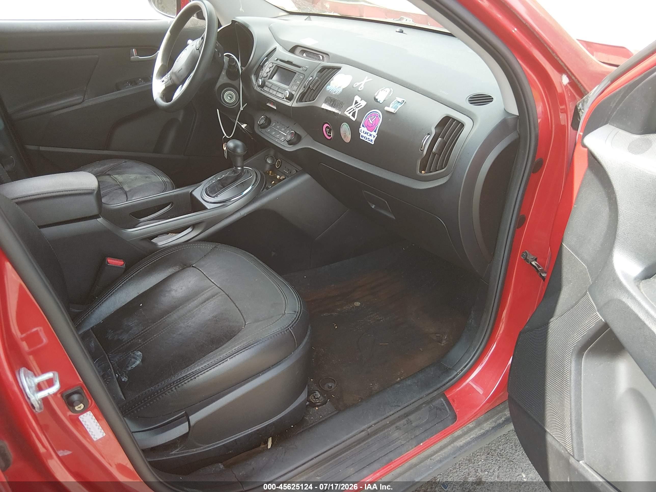 2011 Kia Sportage Lx Red vin: KNDPBCA28B7076019