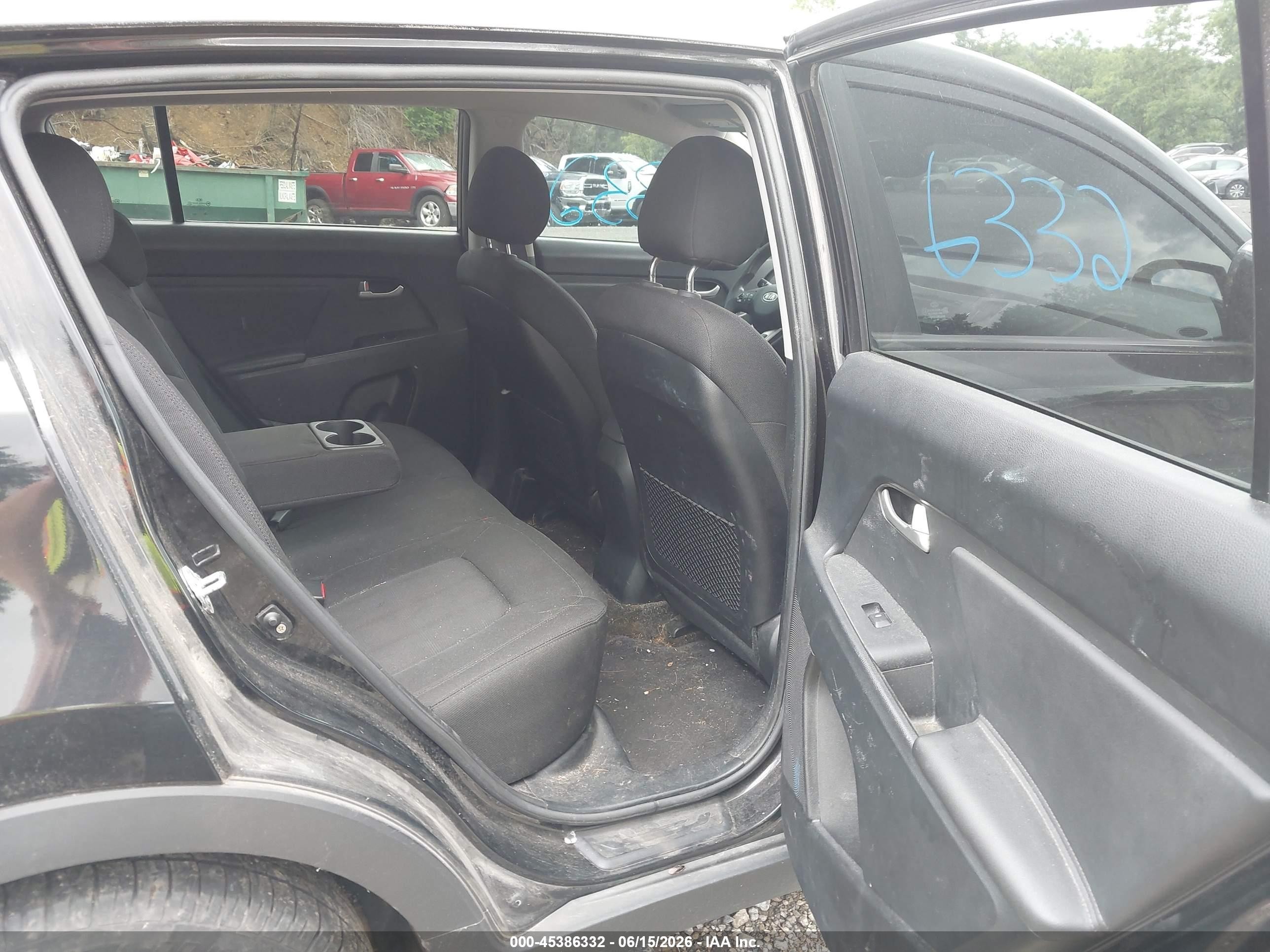2011 Kia Sportage Lx Black vin: KNDPBCA28B7089563
