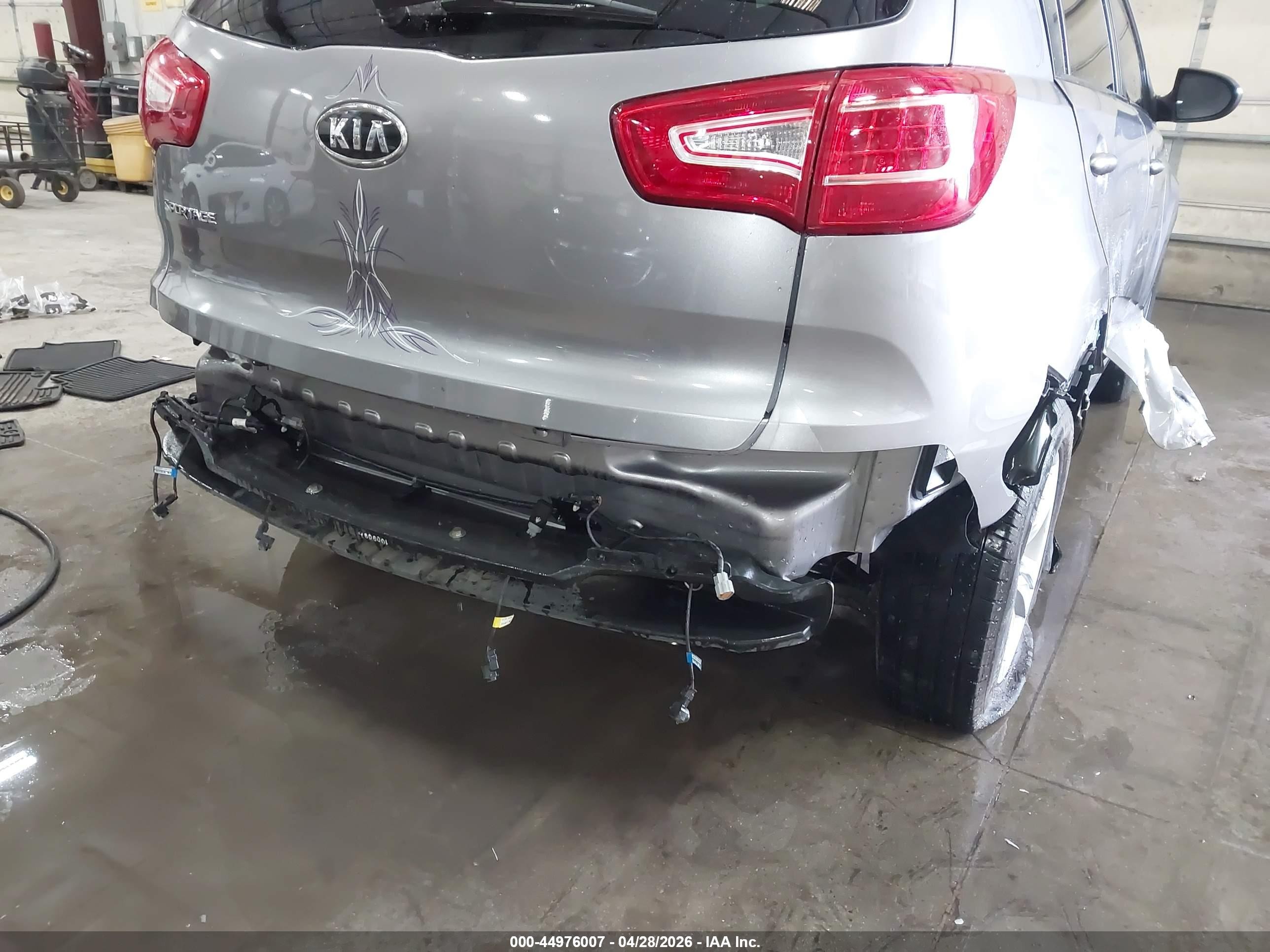 2011 Kia Sportage Lx Gray vin: KNDPBCA29B7049833