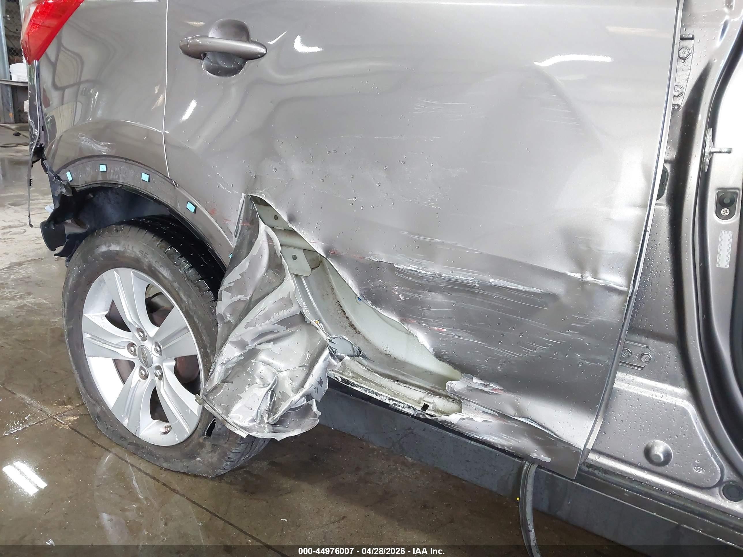 2011 Kia Sportage Lx Gray vin: KNDPBCA29B7049833