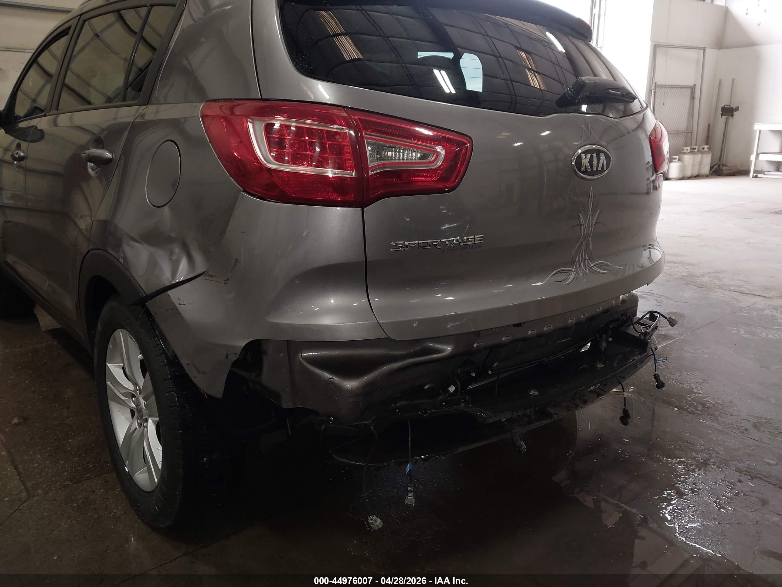 2011 Kia Sportage Lx Gray vin: KNDPBCA29B7049833