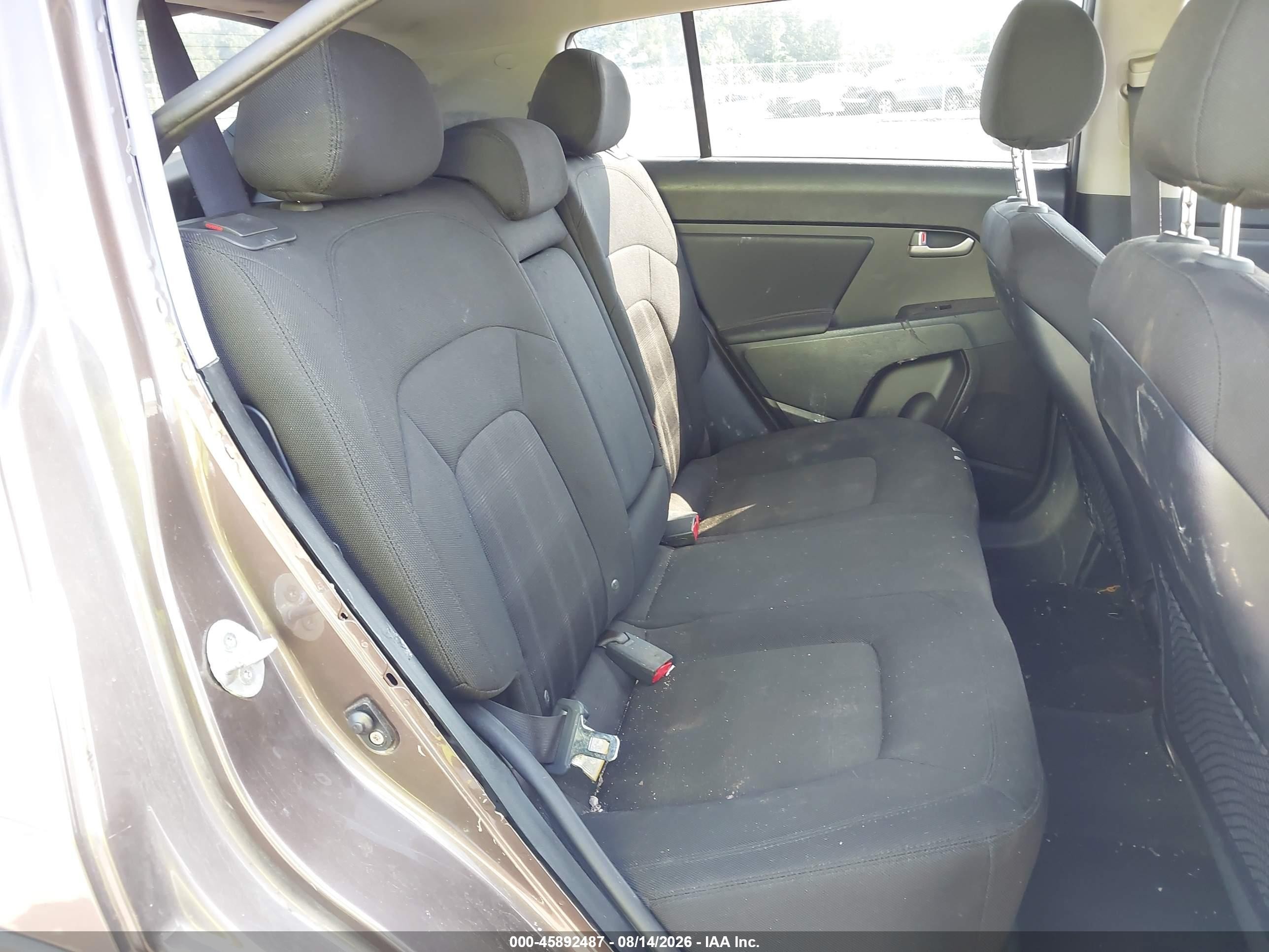 2011 Kia Sportage Lx Коричневый vin: KNDPBCA29B7075526