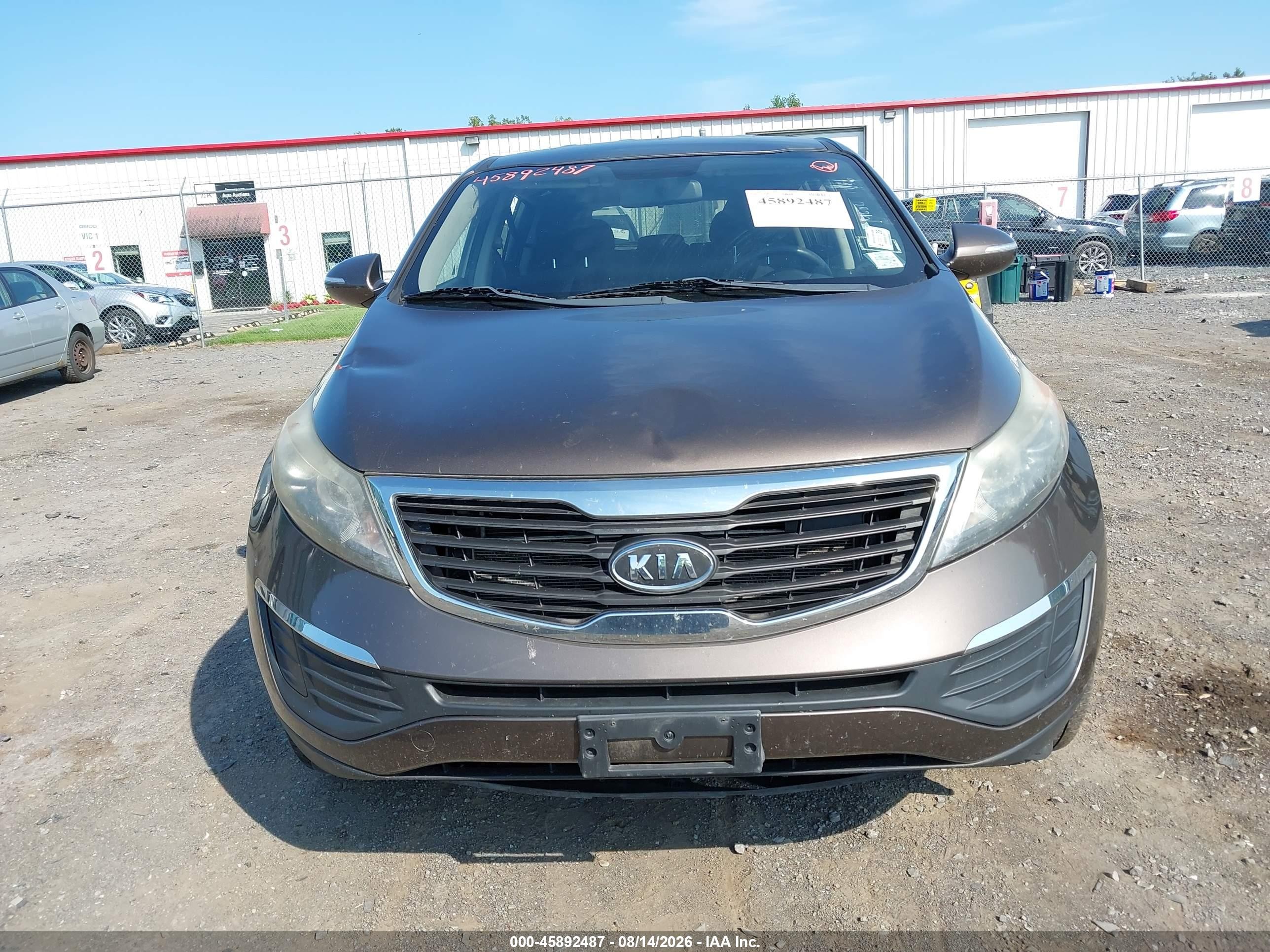 2011 Kia Sportage Lx Коричневый vin: KNDPBCA29B7075526