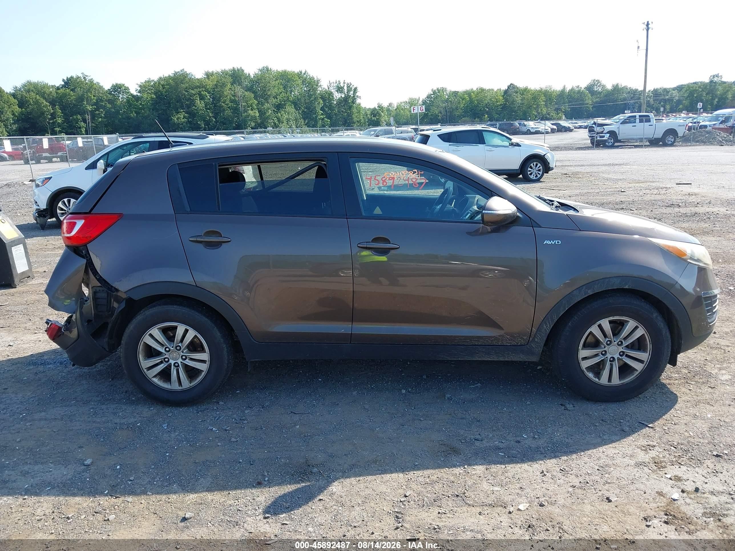 2011 Kia Sportage Lx Коричневый vin: KNDPBCA29B7075526