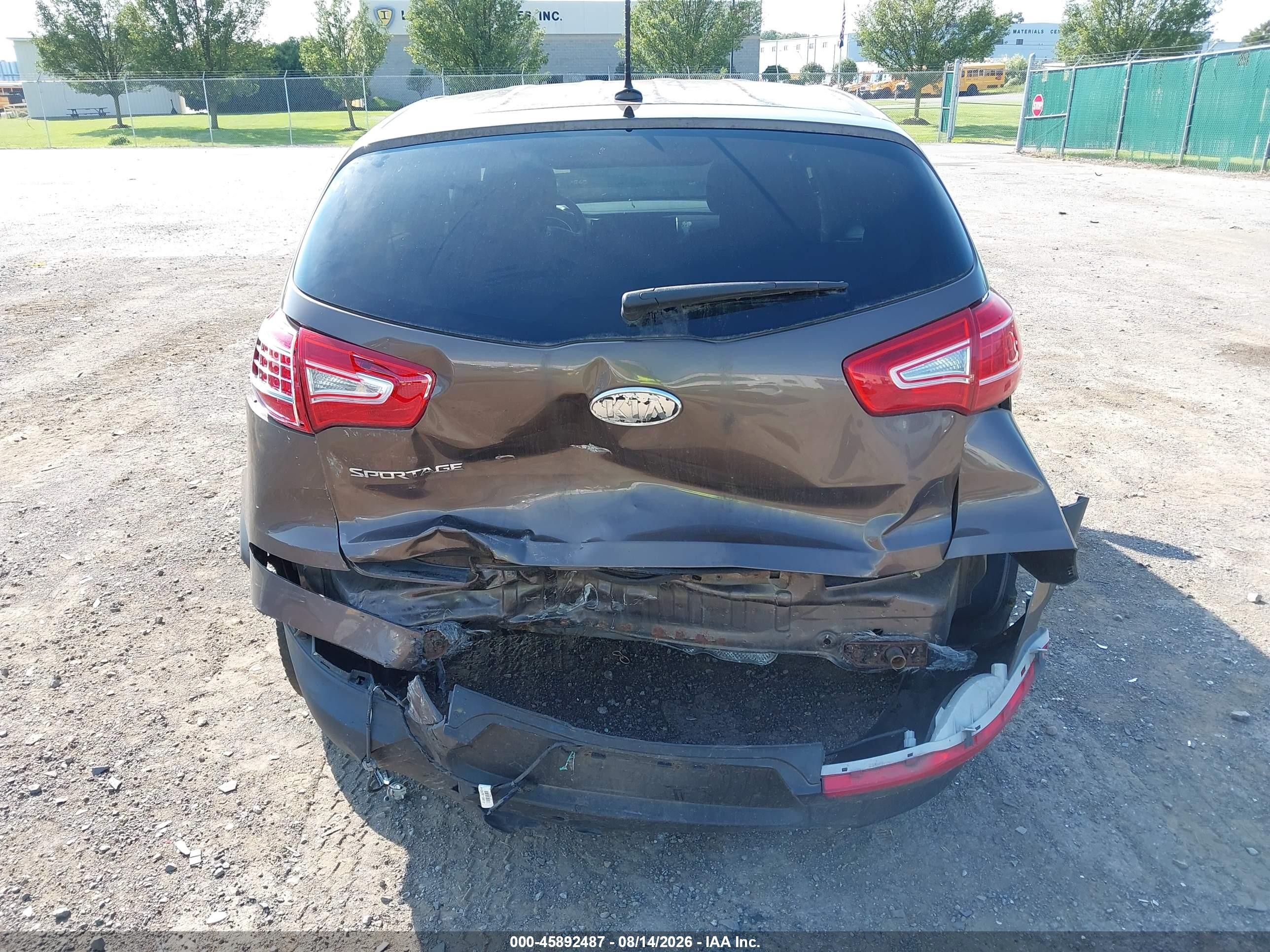 2011 Kia Sportage Lx Коричневый vin: KNDPBCA29B7075526