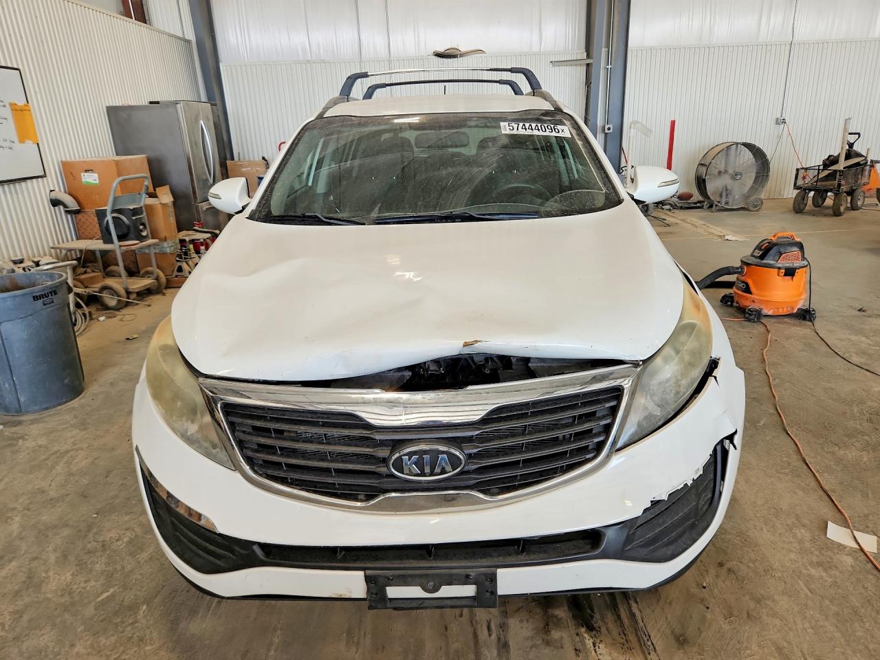 2011 Kia Sportage Lx White vin: KNDPBCA29B7083934