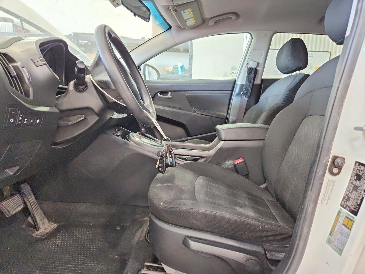 2011 Kia Sportage Lx White vin: KNDPBCA29B7083934