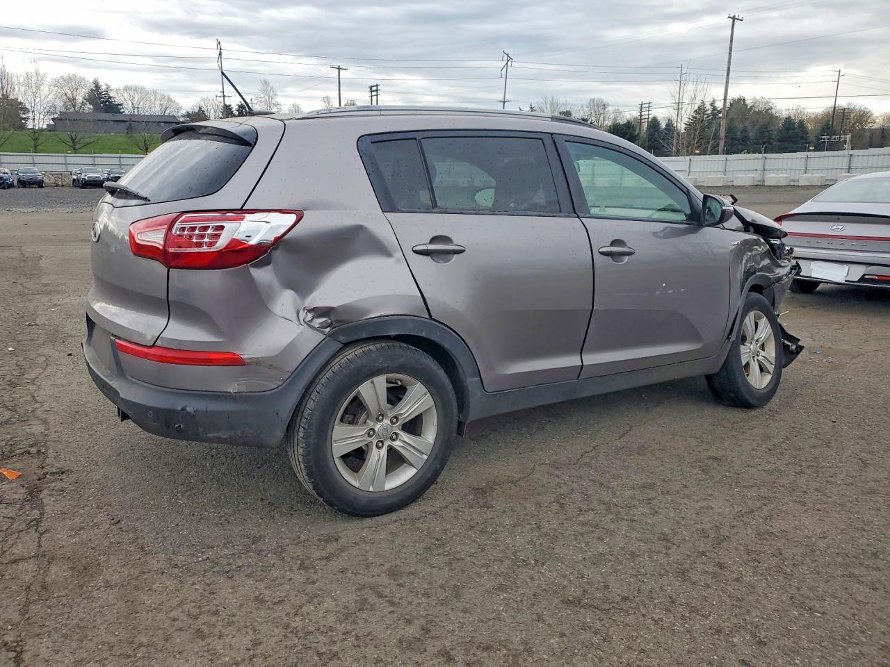 2011 Kia Sportage Lx Gray vin: KNDPBCA29B7091211