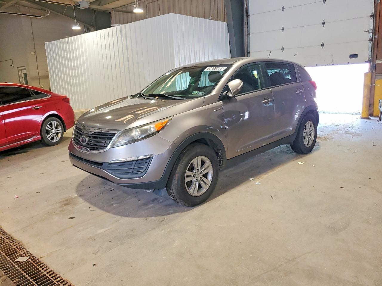 2011 Kia Sportage Lx Silver vin: KNDPBCA29B7102272
