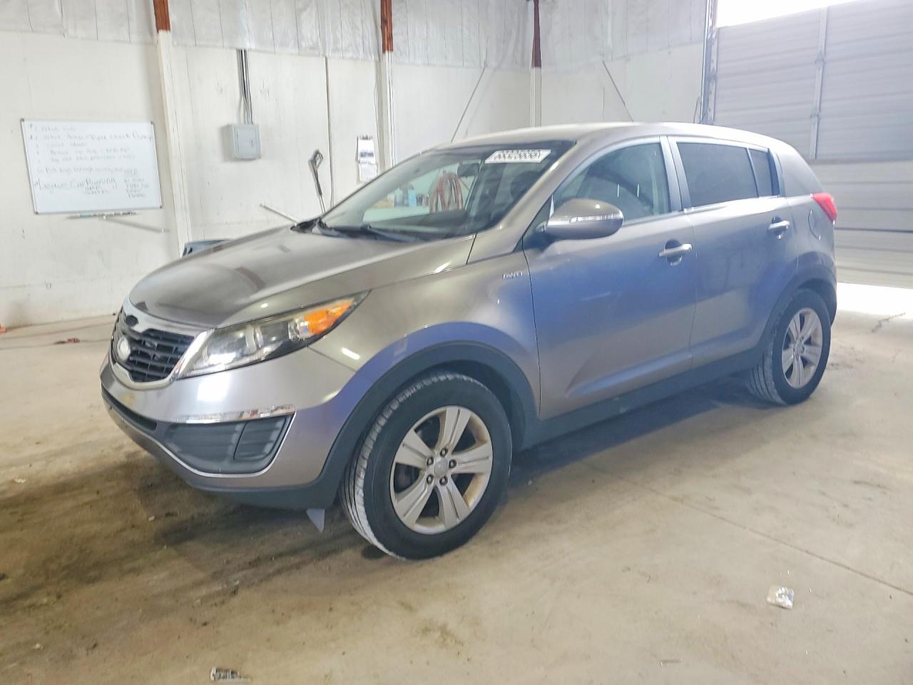 2013 Kia Sportage Lx Silver vin: KNDPBCA29D7405099