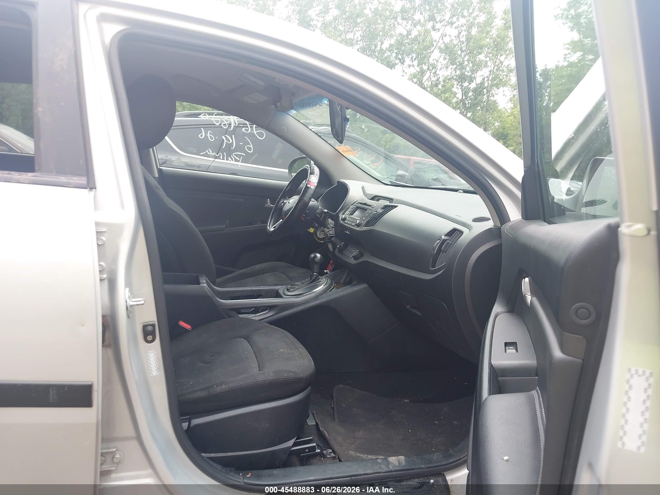 2013 Kia Sportage Lx Серебряный vin: KNDPBCA29D7426180