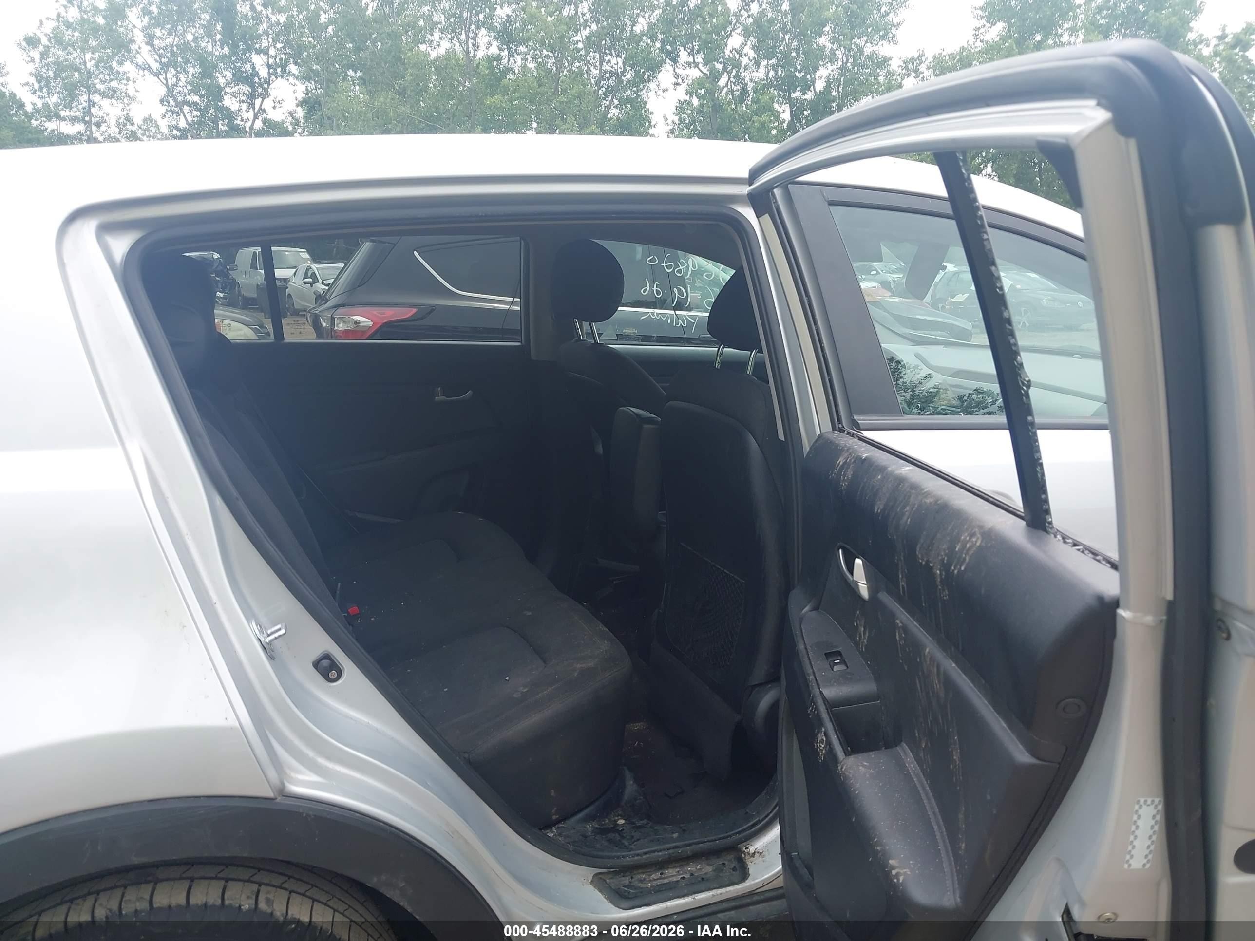 2013 Kia Sportage Lx Серебряный vin: KNDPBCA29D7426180