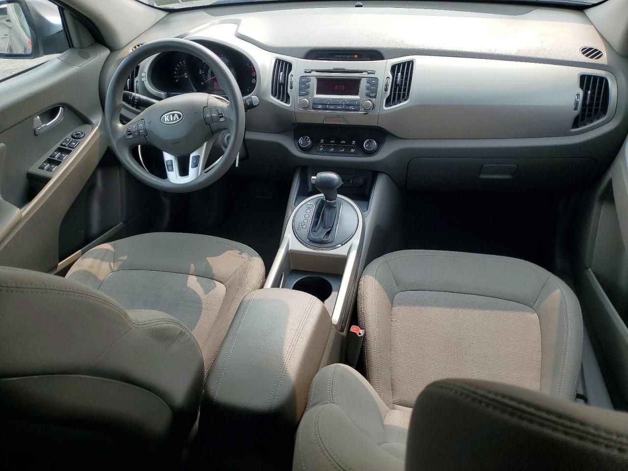 2011 Kia Sportage Lx Бежевый vin: KNDPBCA2XB7136155