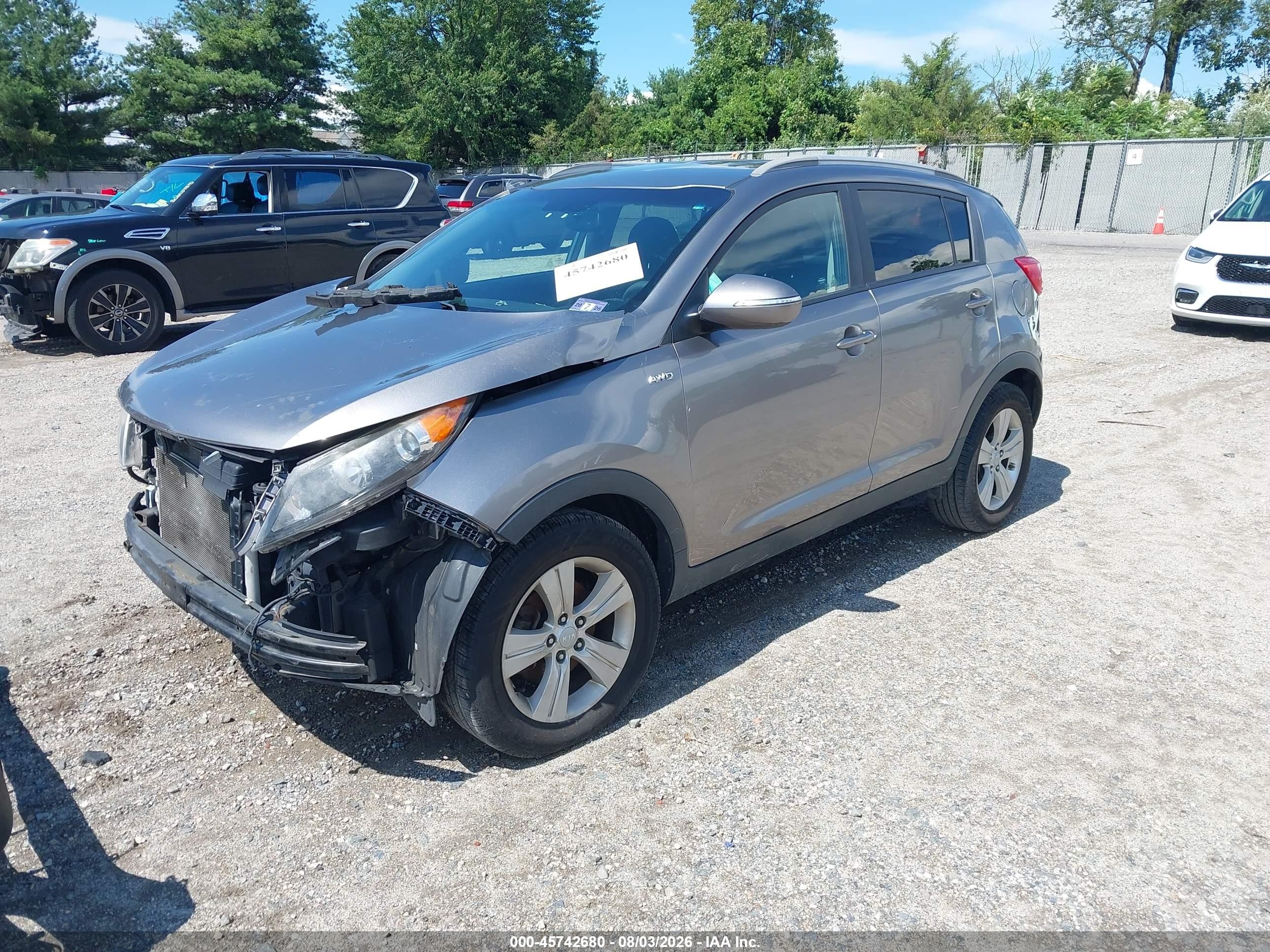 2011 Kia Sportage Lx Silver vin: KNDPBCA2XB7168197
