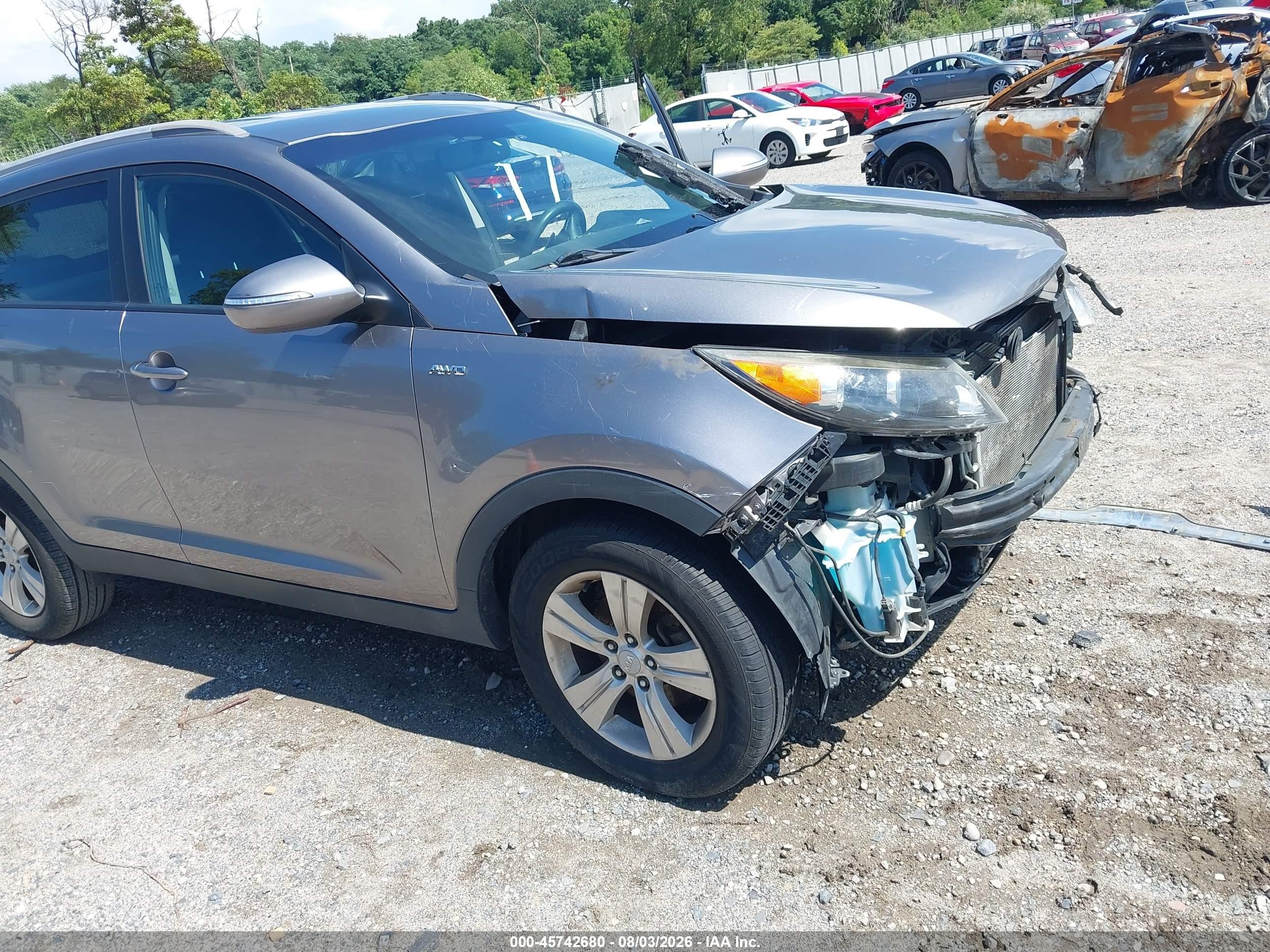 2011 Kia Sportage Lx Silver vin: KNDPBCA2XB7168197