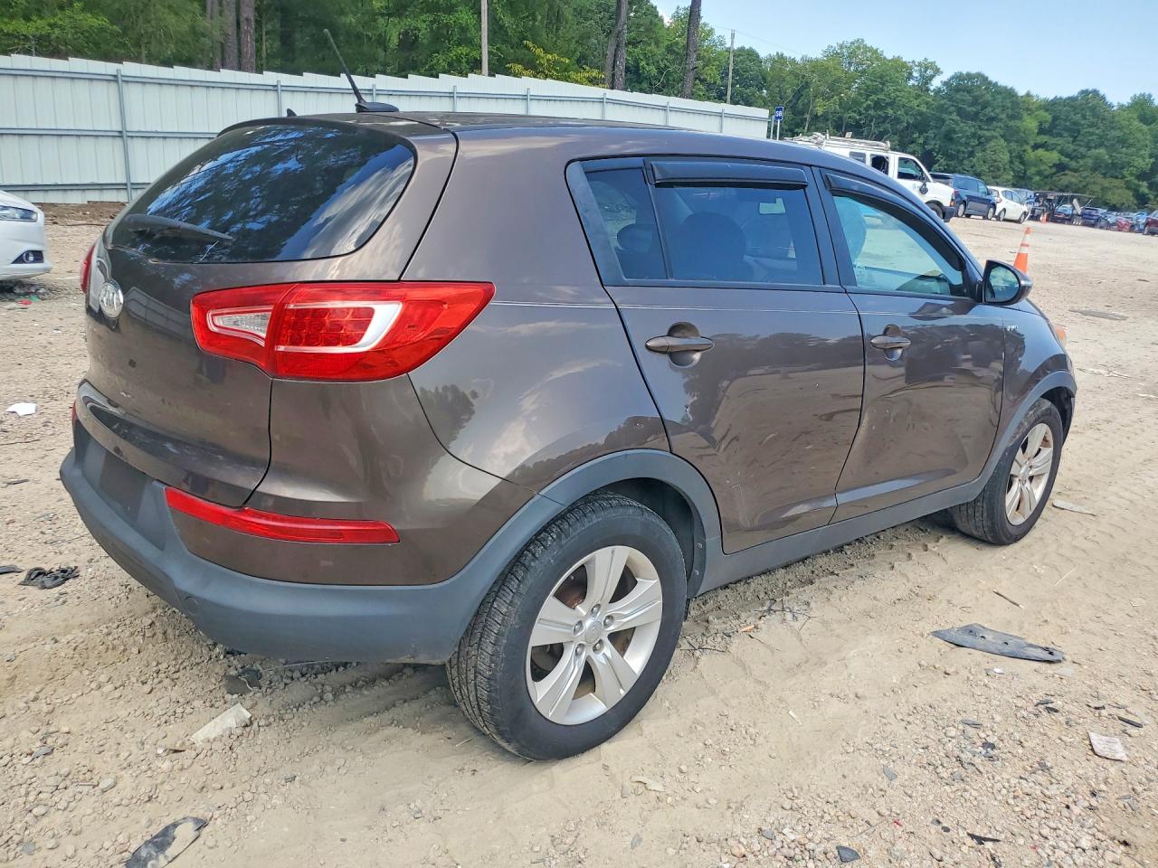 2012 Kia Sportage Lx Коричневый vin: KNDPBCA2XC7238539