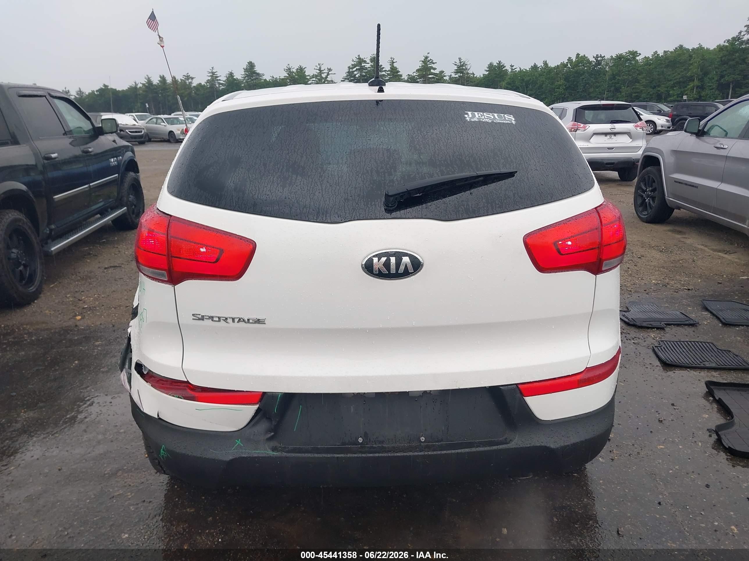2014 Kia Sportage Lx White vin: KNDPBCAC0E7606111