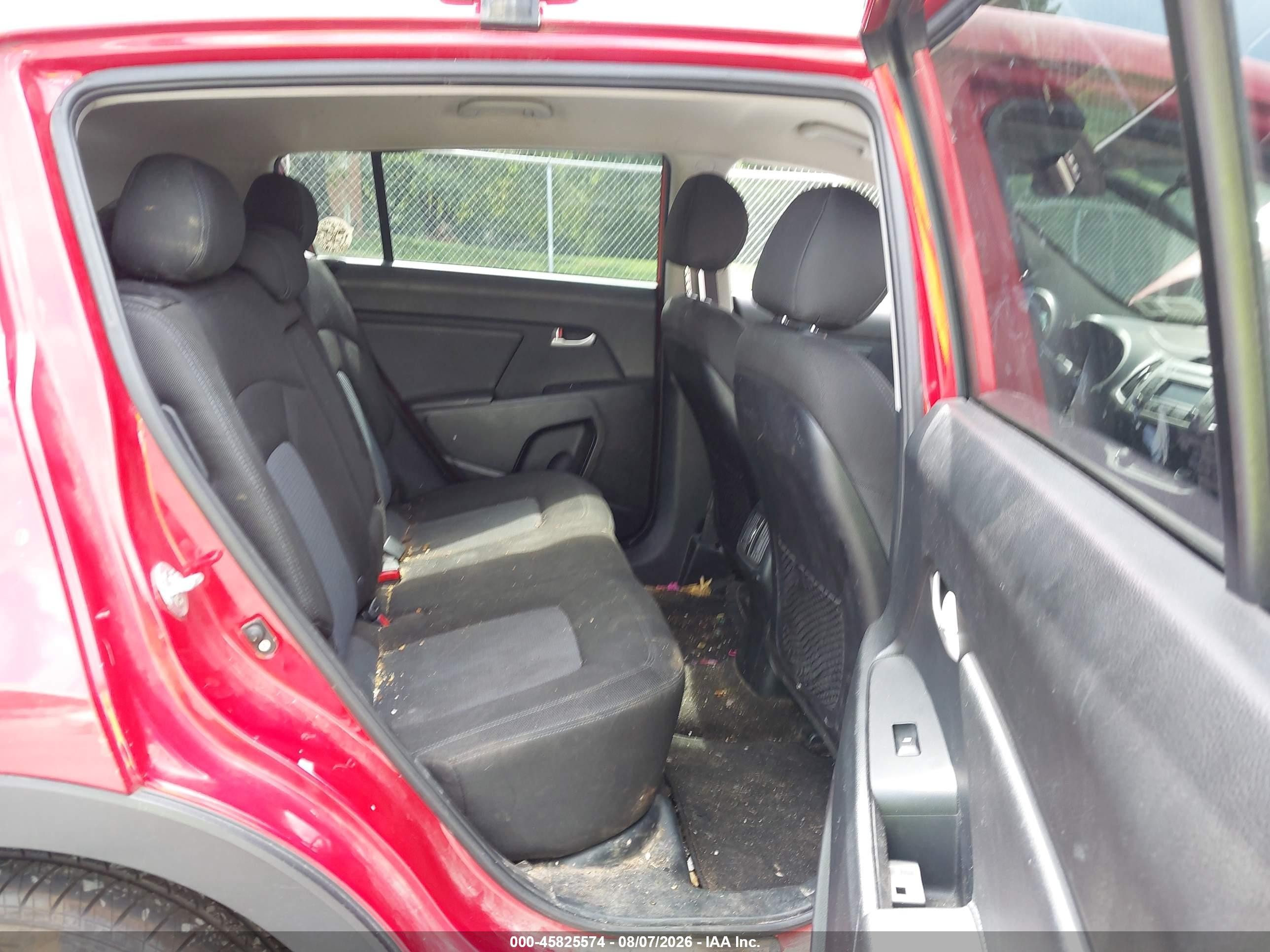 2015 Kia Sportage Lx Красный vin: KNDPBCAC0F7699133