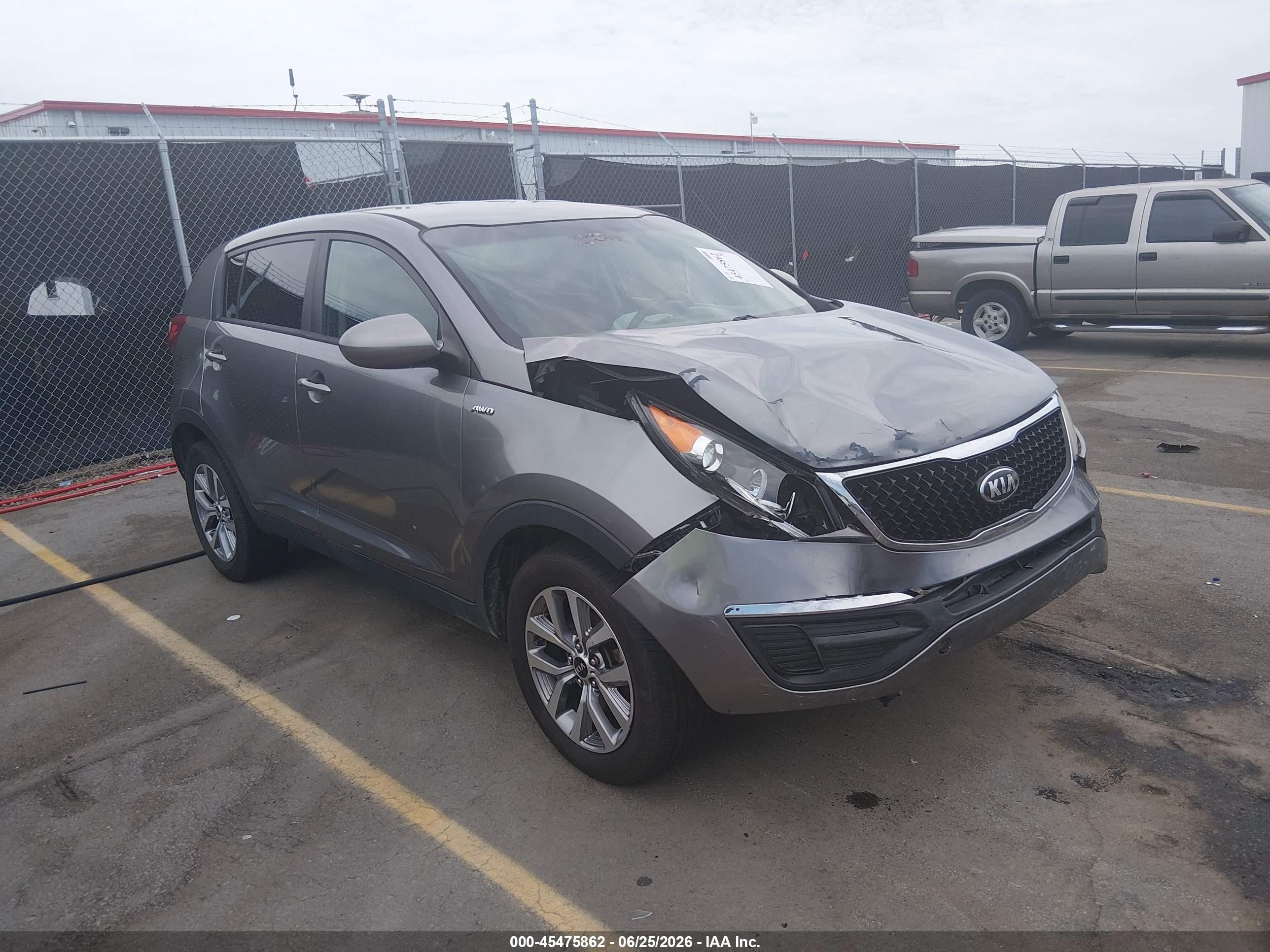 2015 Kia Sportage Lx Gray vin: KNDPBCAC0F7718408
