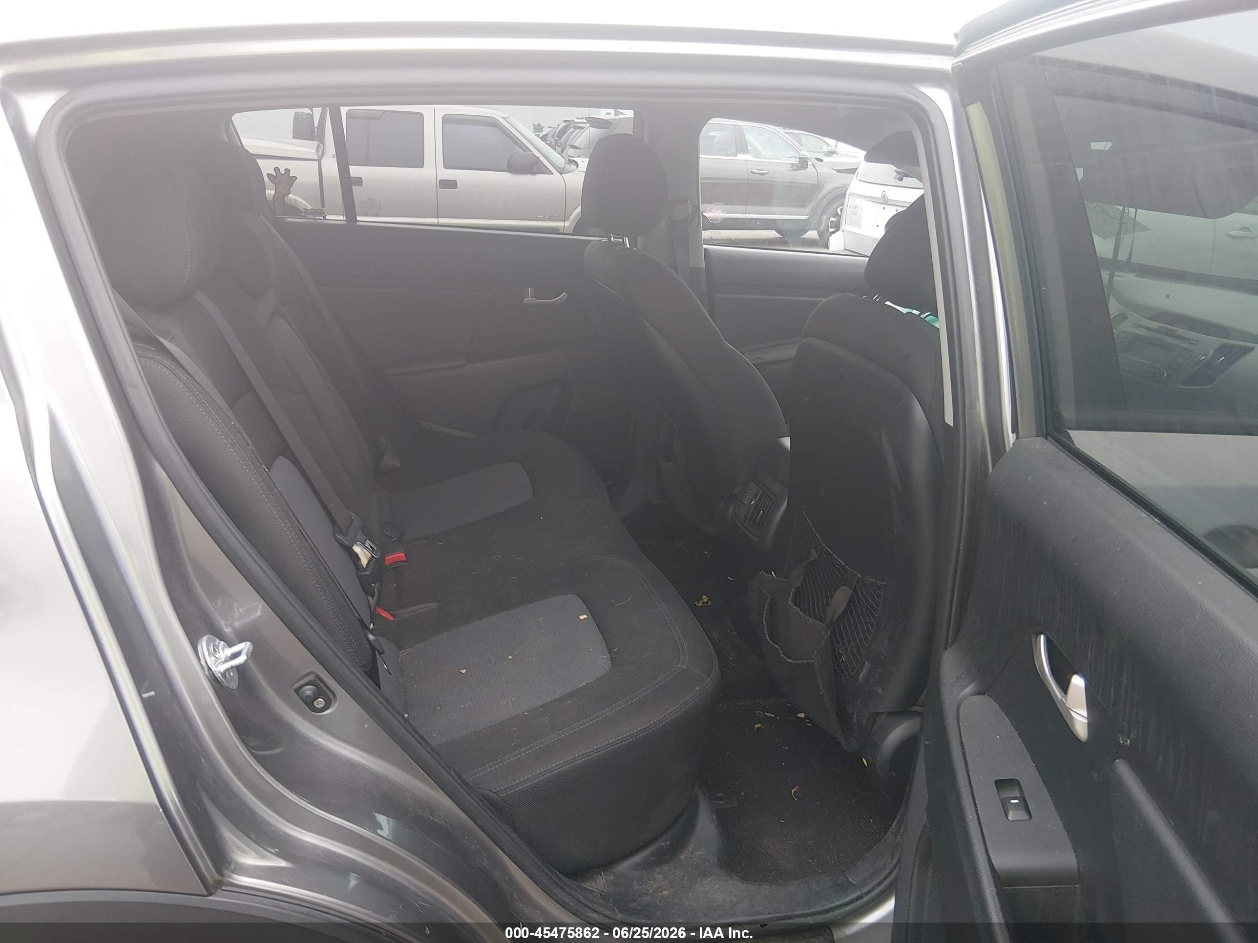 2015 Kia Sportage Lx Gray vin: KNDPBCAC0F7718408