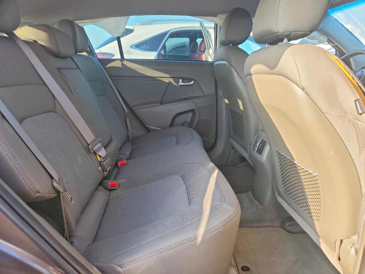 2014 Kia Sportage Lx Gray vin: KNDPBCAC1E7547764