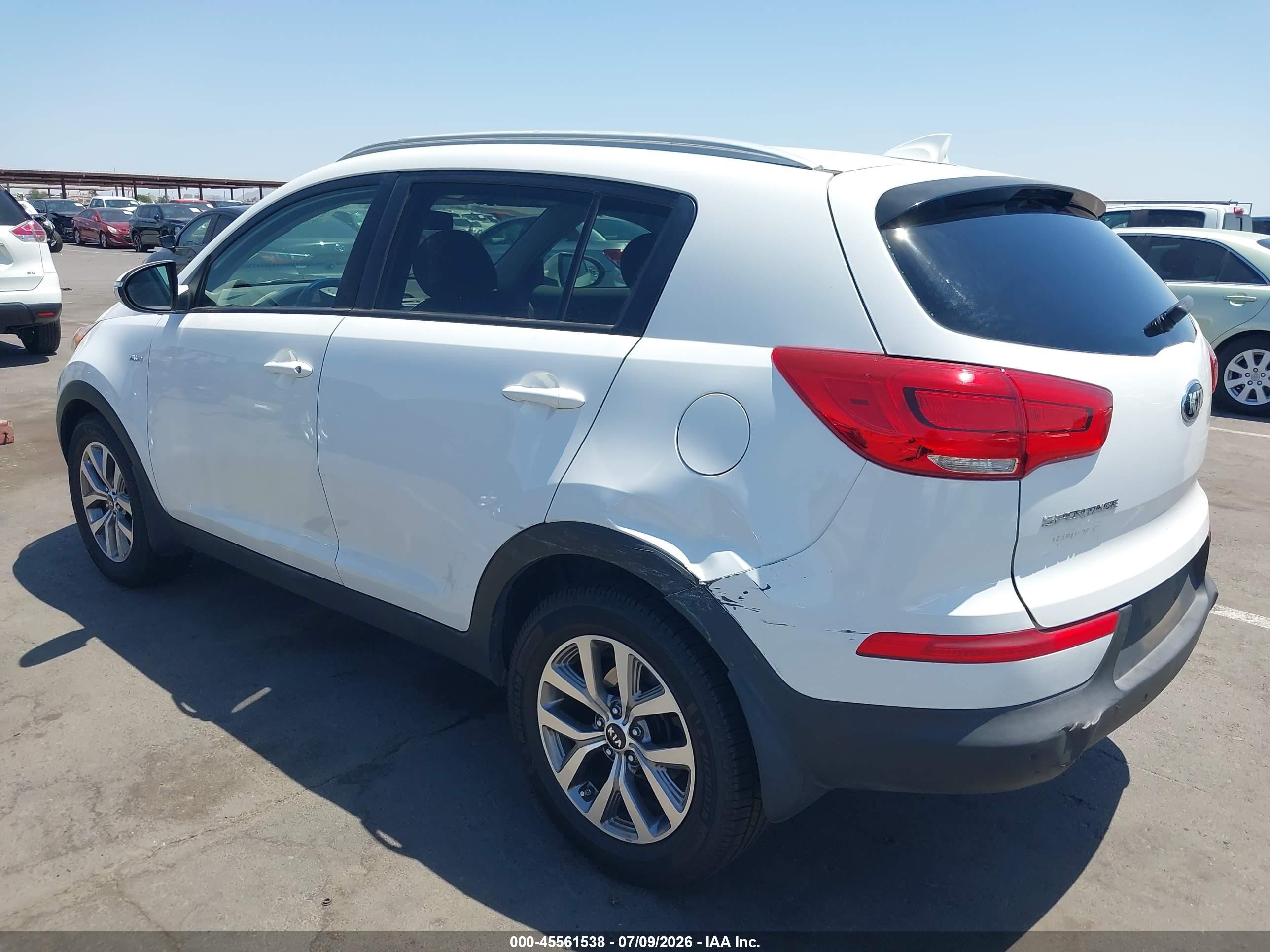 2014 Kia Sportage Lx White vin: KNDPBCAC1E7571028