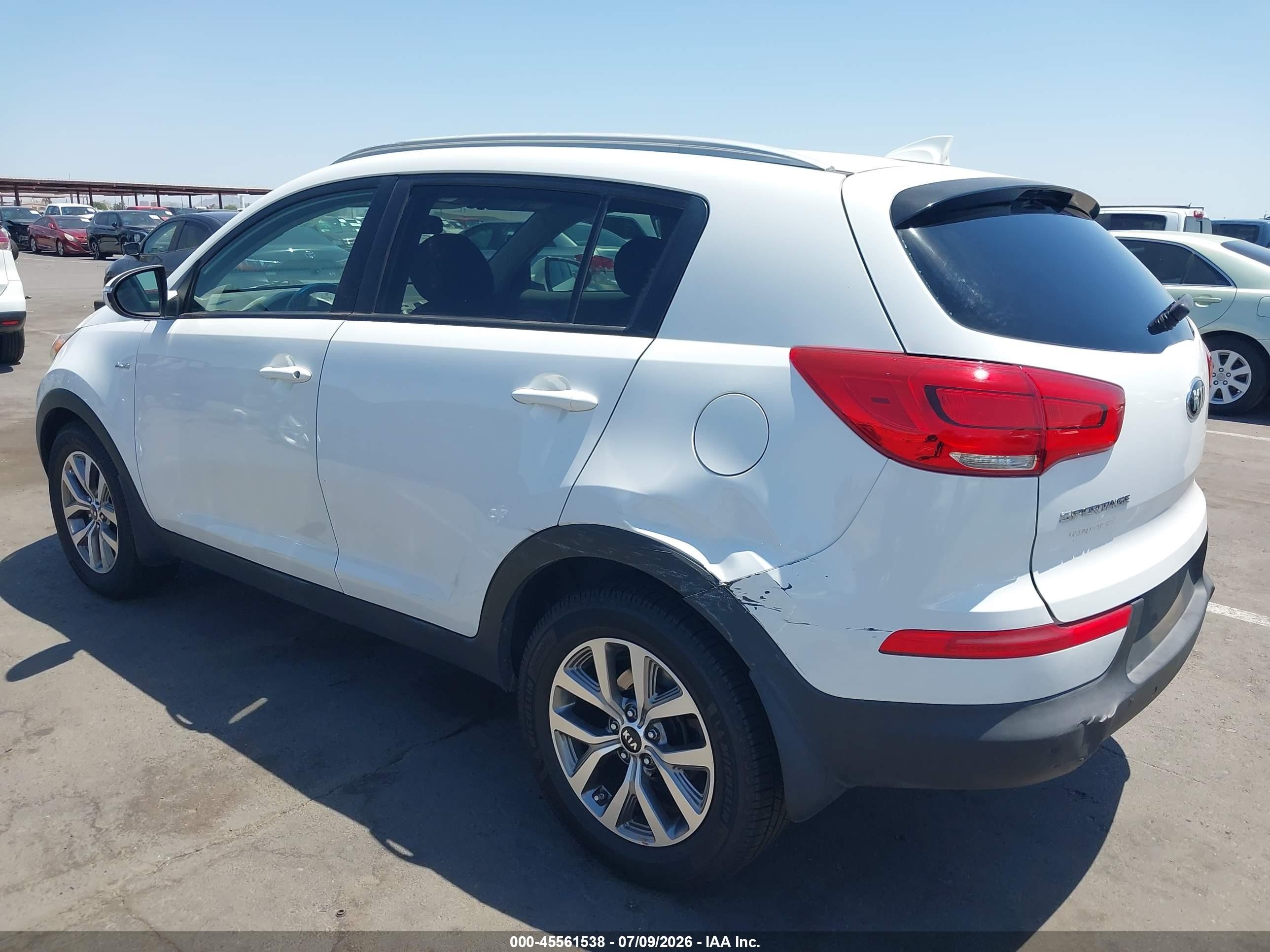 2014 Kia Sportage Lx White vin: KNDPBCAC1E7571028