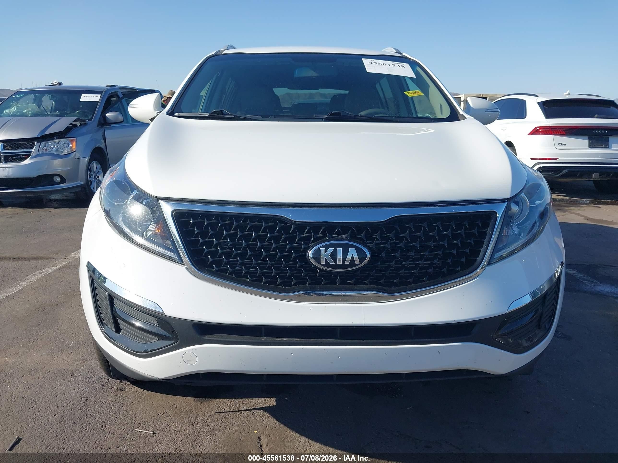 2014 Kia Sportage Lx White vin: KNDPBCAC1E7571028