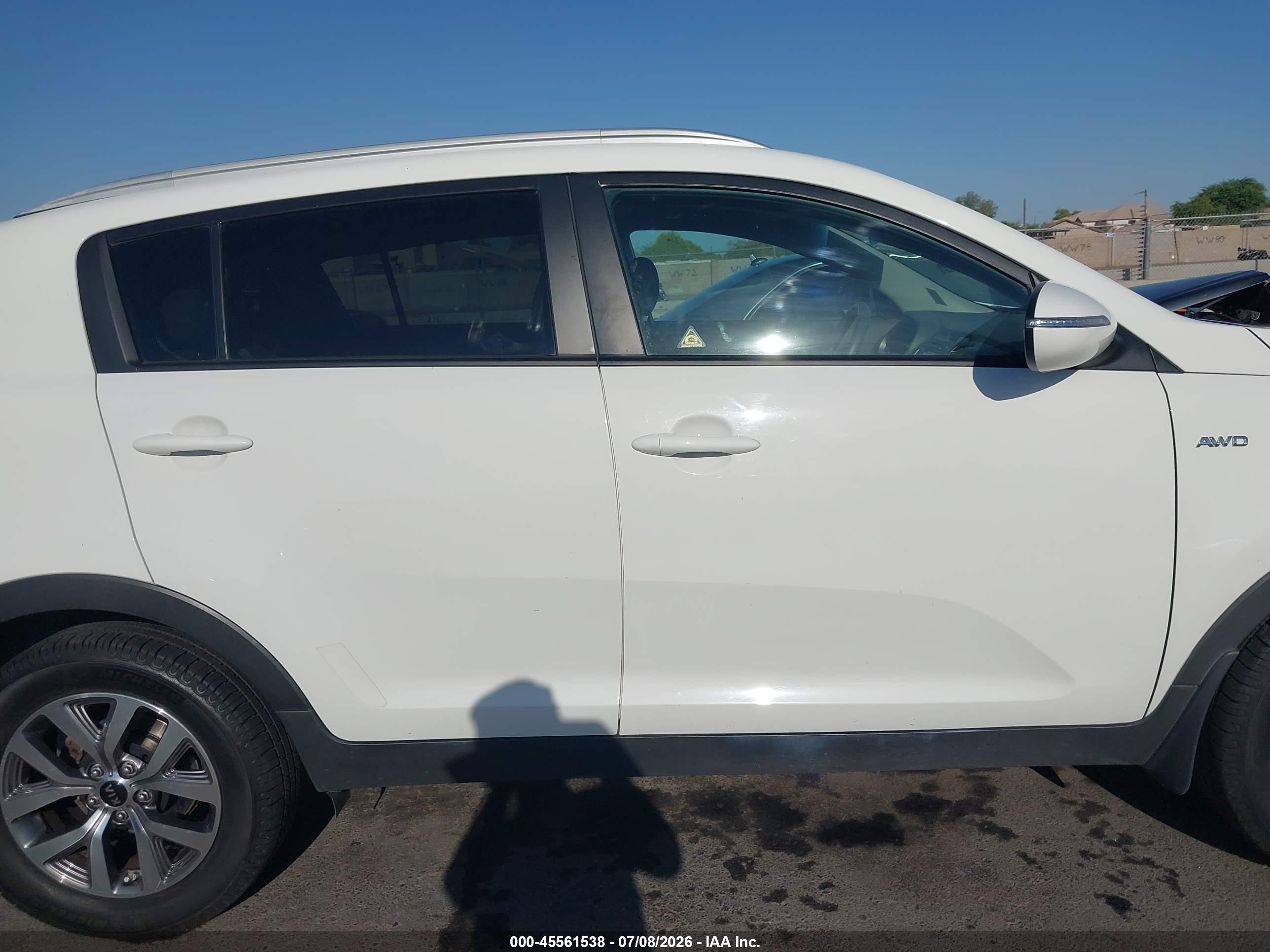2014 Kia Sportage Lx White vin: KNDPBCAC1E7571028