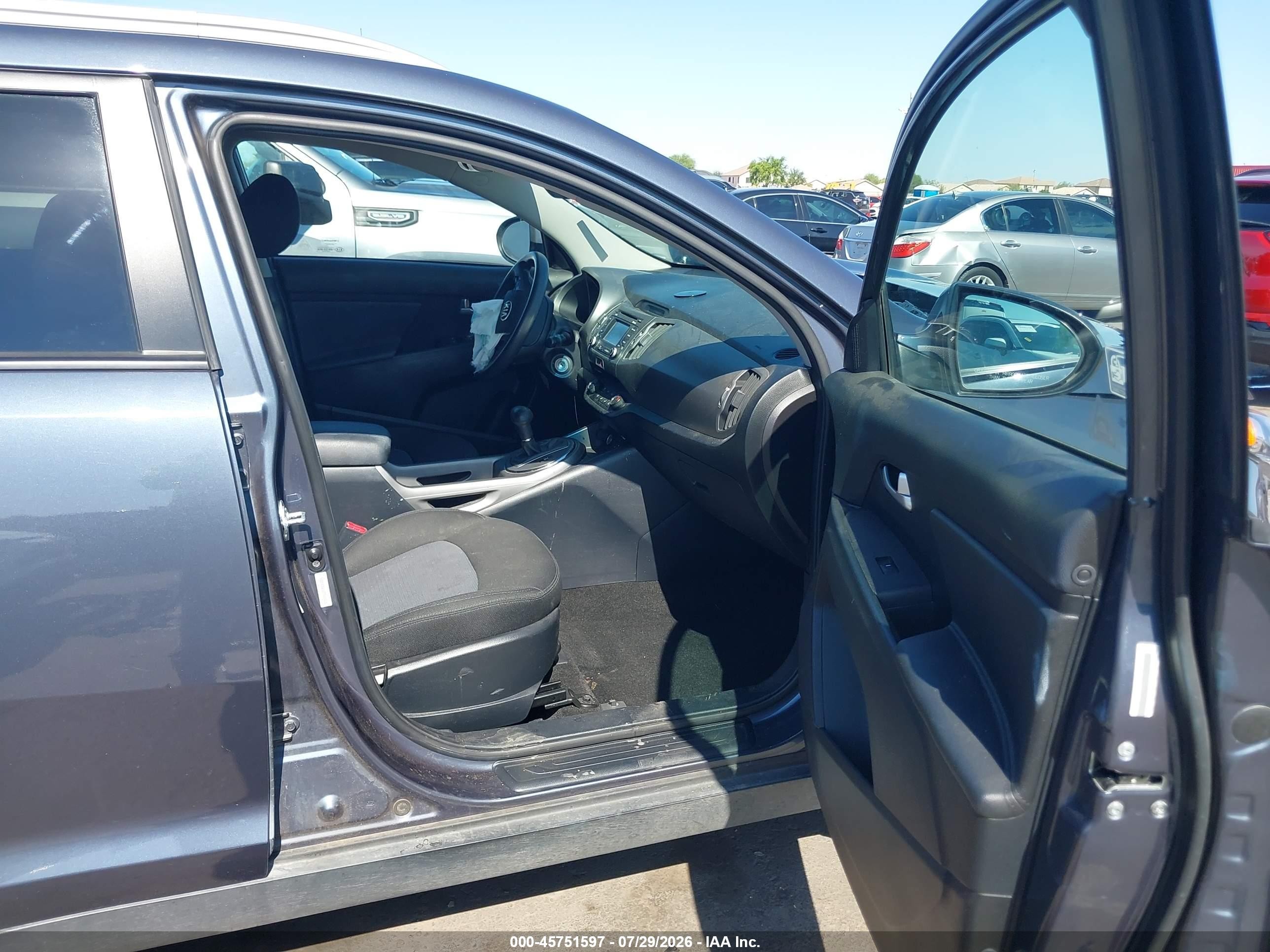 2014 Kia Sportage Lx Серый vin: KNDPBCAC1E7645564