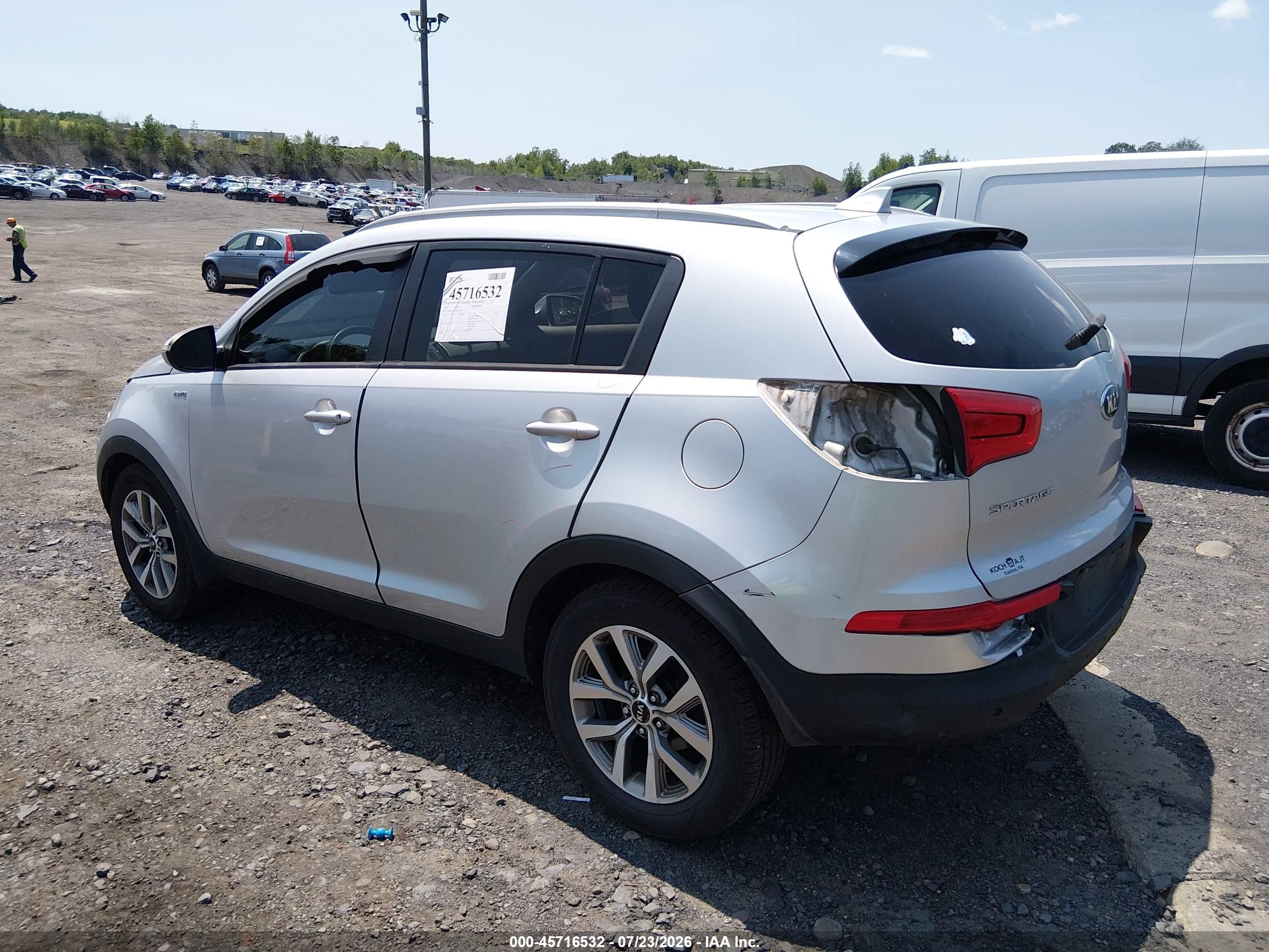 2014 Kia Sportage Lx Silver vin: KNDPBCAC1E7647153