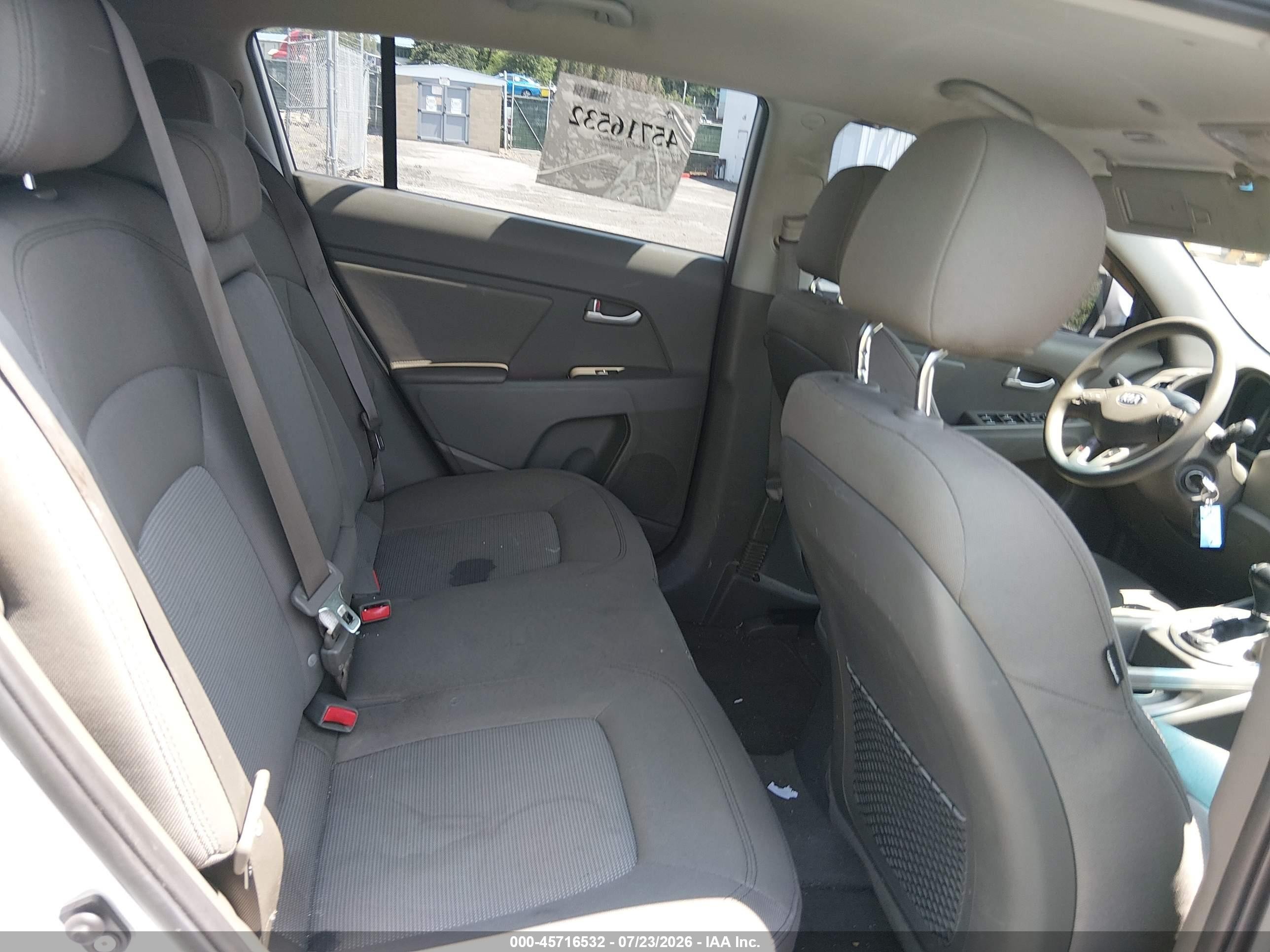 2014 Kia Sportage Lx Silver vin: KNDPBCAC1E7647153