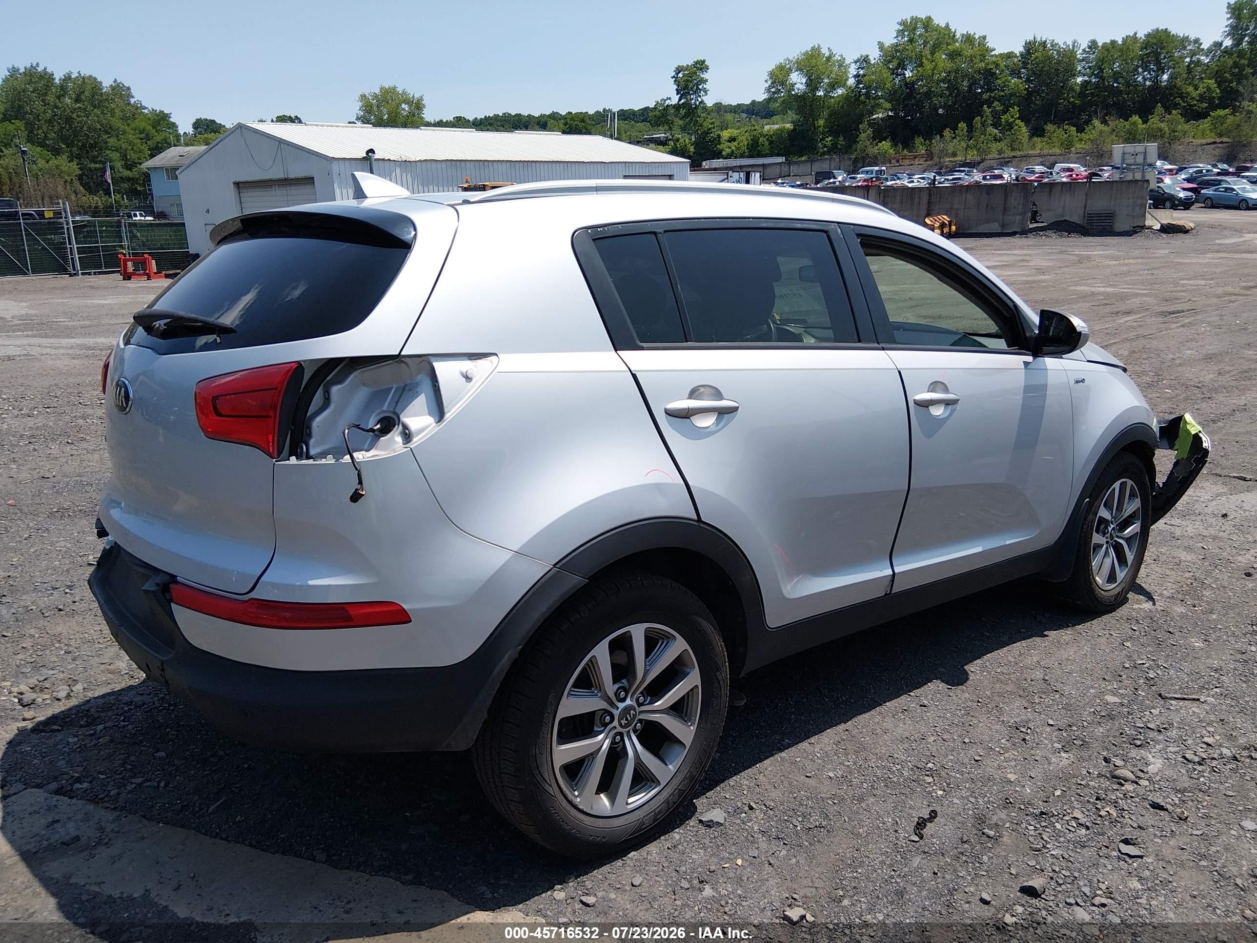 2014 Kia Sportage Lx Silver vin: KNDPBCAC1E7647153