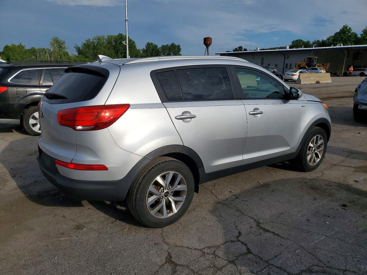 2015 Kia Sportage Lx Silver vin: KNDPBCAC1F7734097