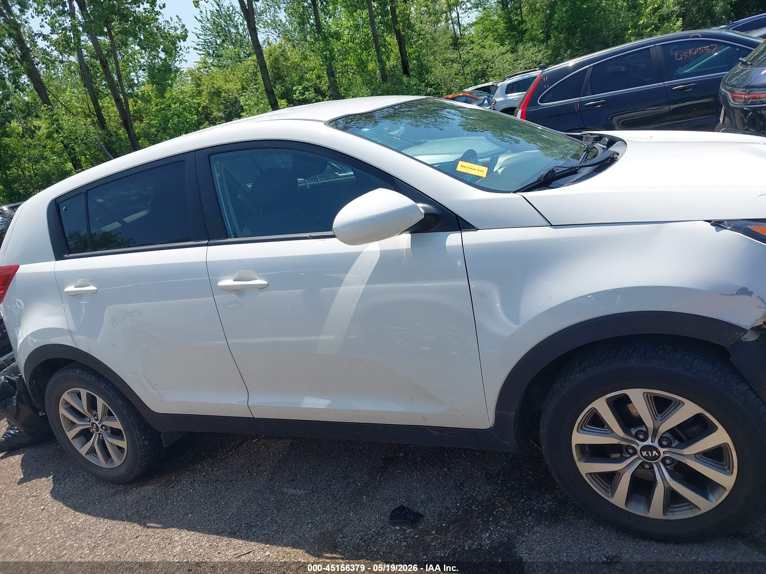 2015 Kia Sportage Lx Белый vin: KNDPBCAC1F7759078