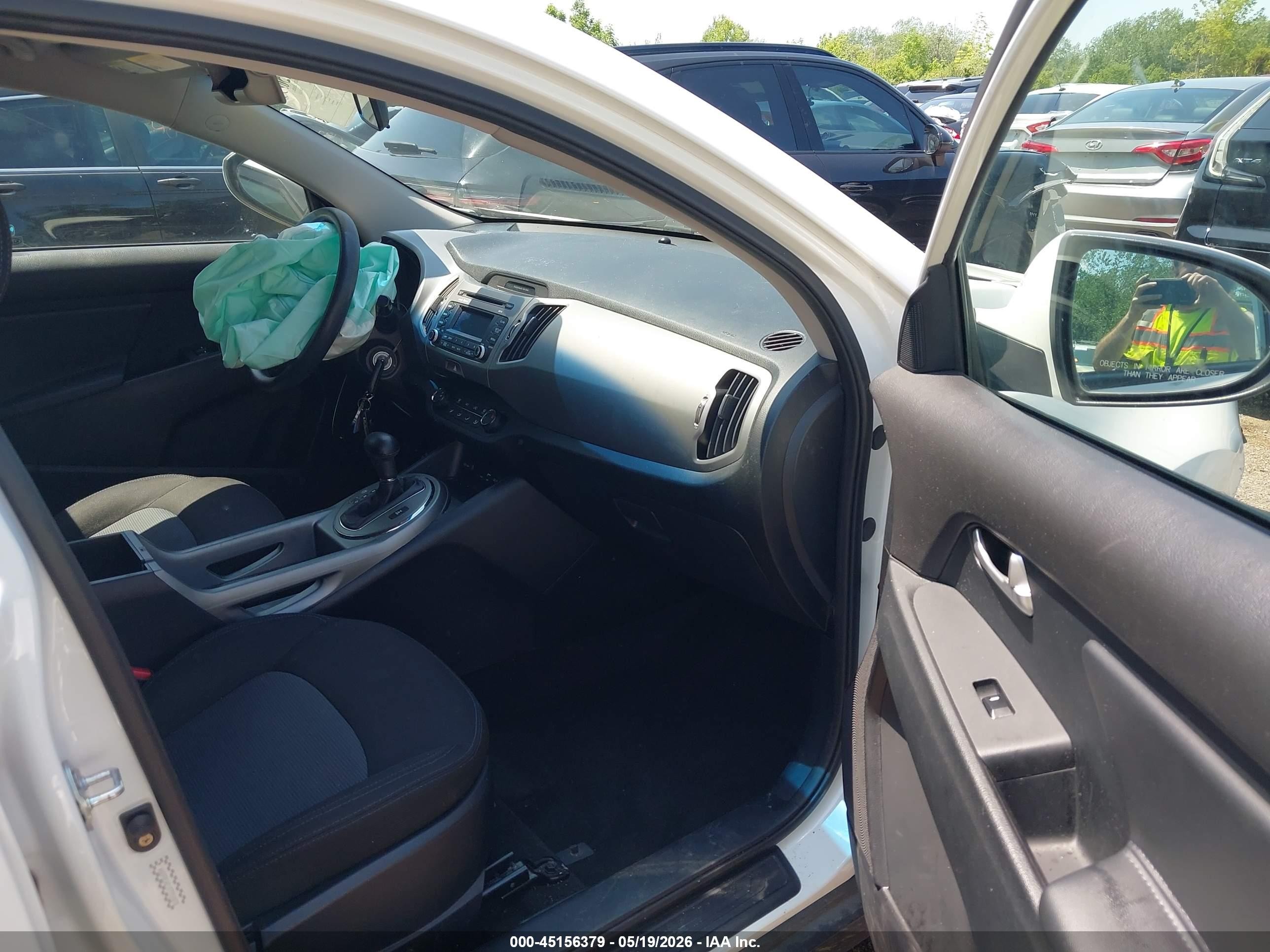 2015 Kia Sportage Lx Белый vin: KNDPBCAC1F7759078