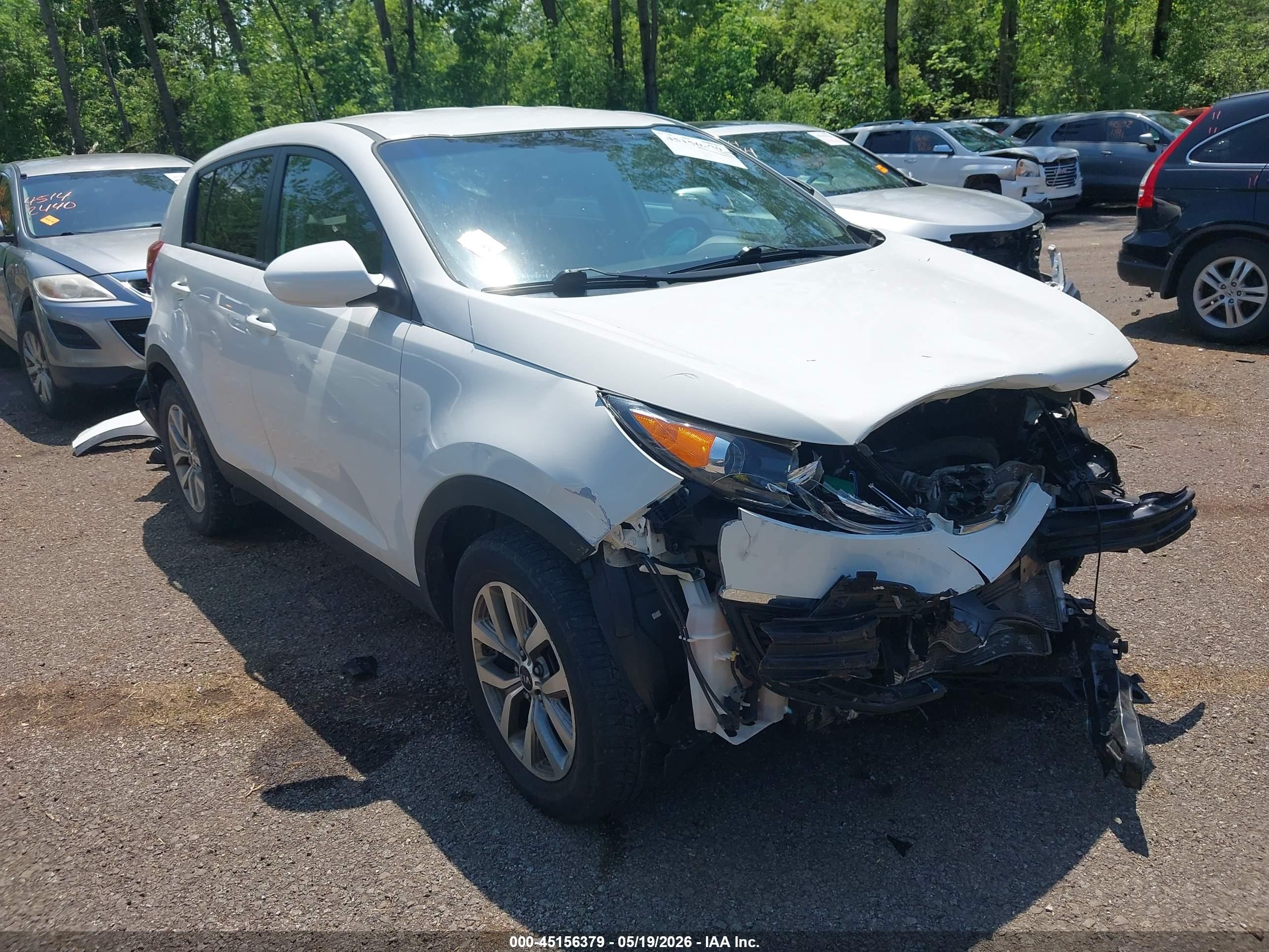 2015 Kia Sportage Lx White vin: KNDPBCAC1F7759078