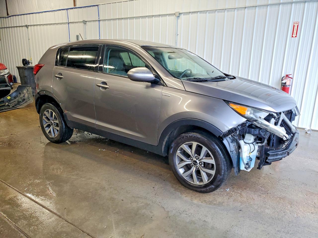 2015 Kia Sportage Lx Silver vin: KNDPBCAC1F7778598